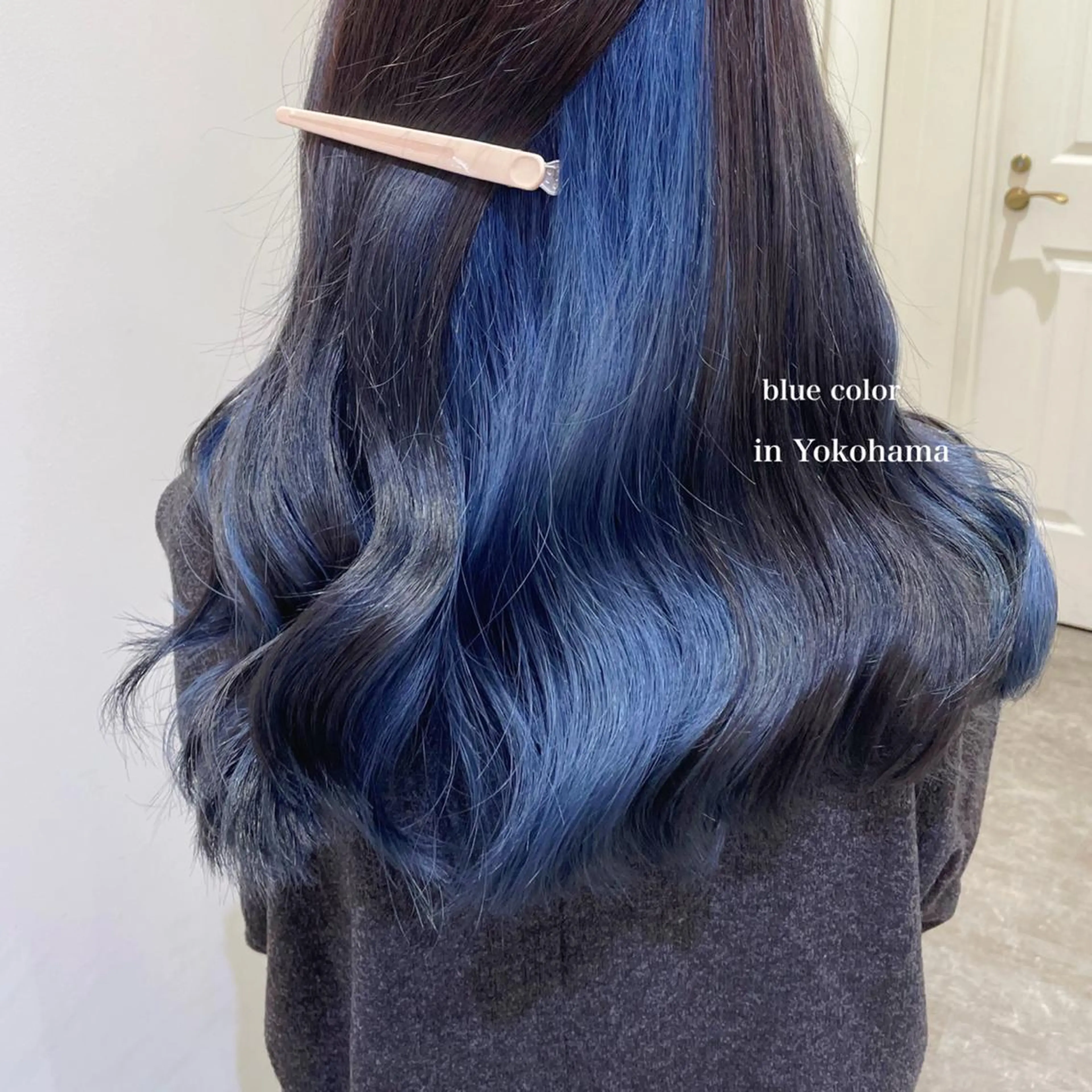 ロング カラー ブリーチ ブルーカラー インナーカラー エクステ/ハイトーン 🐏☁️miminaのヘアスタイル