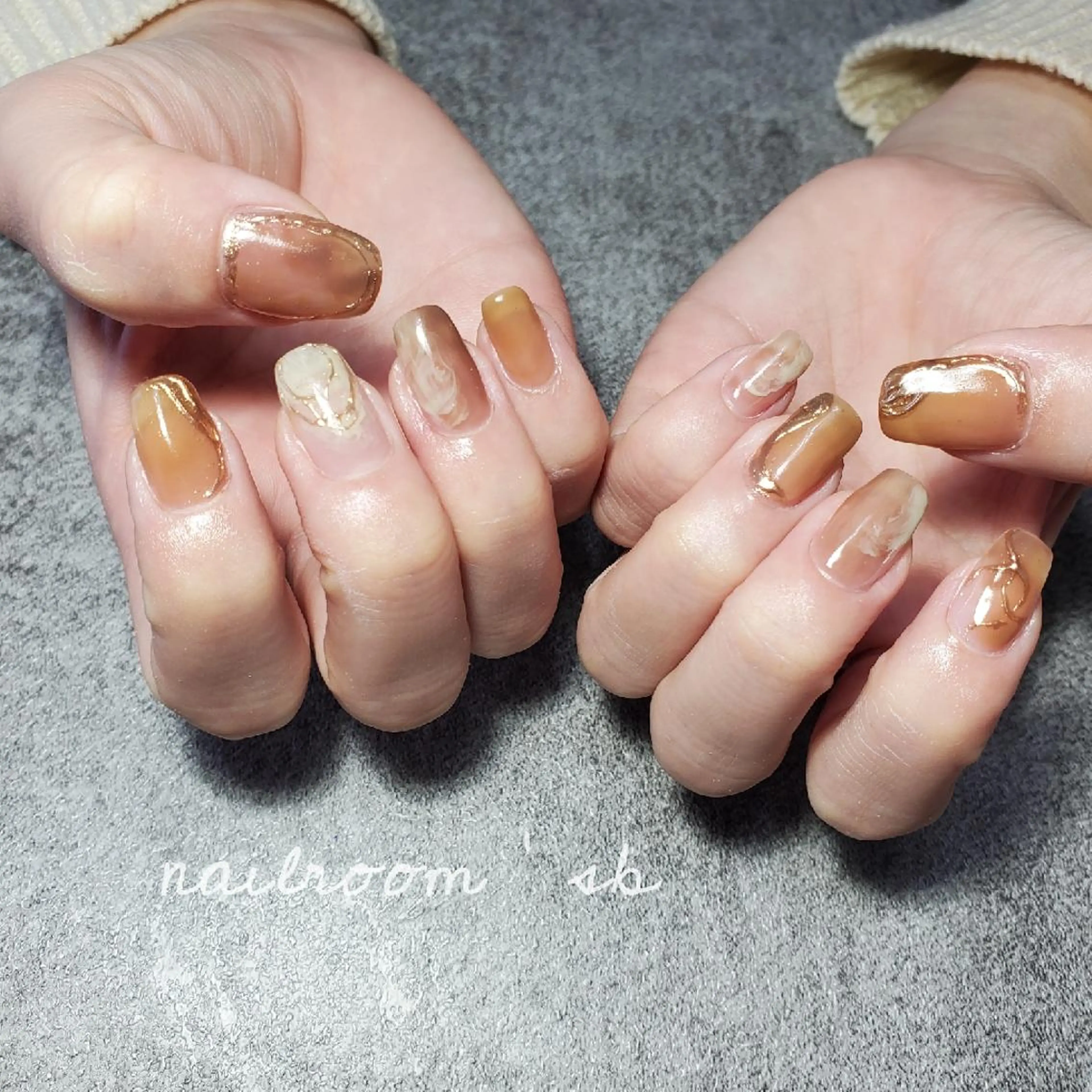 カラー ネイル ハンドネイル nailroom‪ sb‪‪𓈒𓂂𓏸のネイルデザイン
