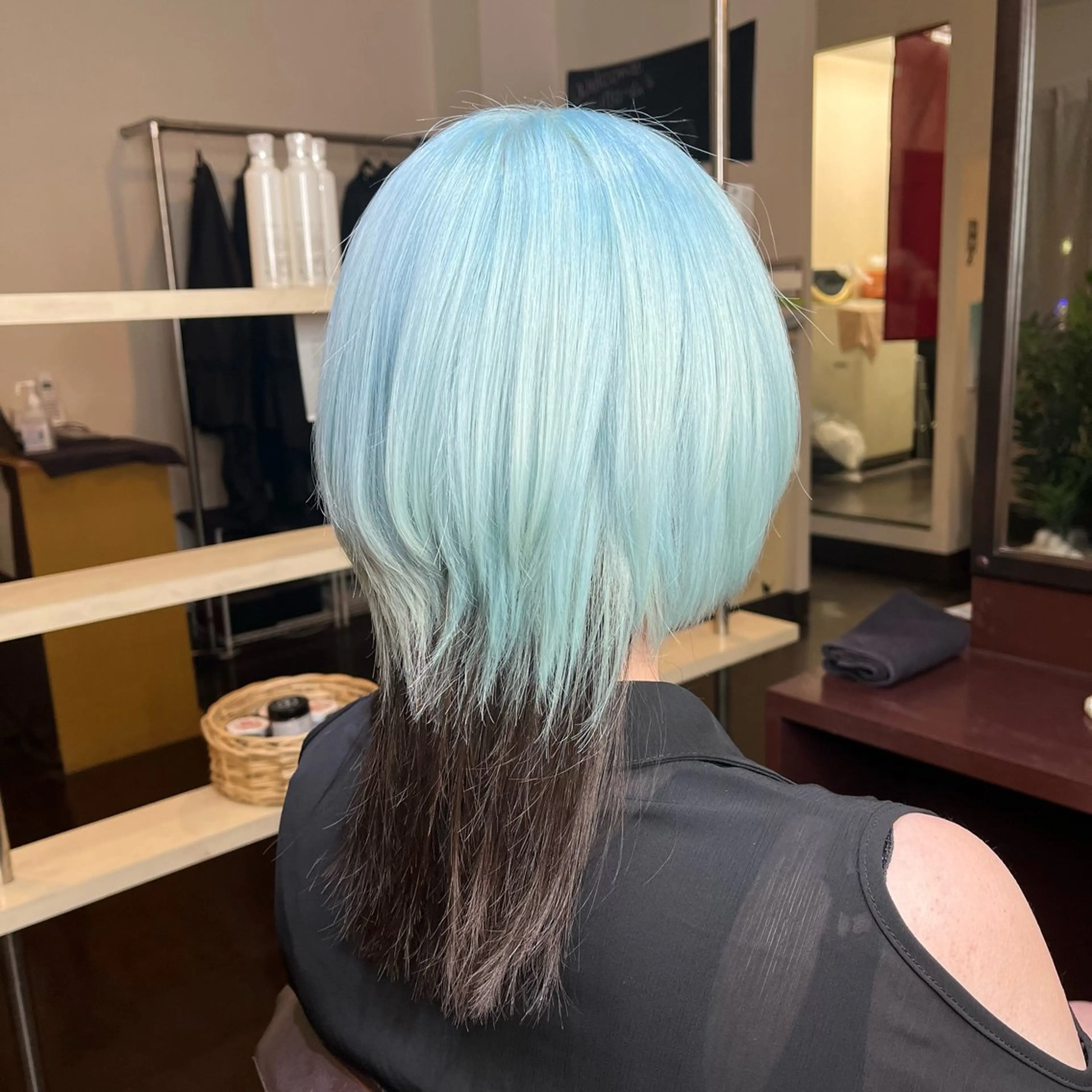 ショート カラー アクアカラー ブリーチ ブルーカラー エクステ ヘアカラー トリートメント 編み込みエクステ/ ハイトーン りょすけのヘアスタイル