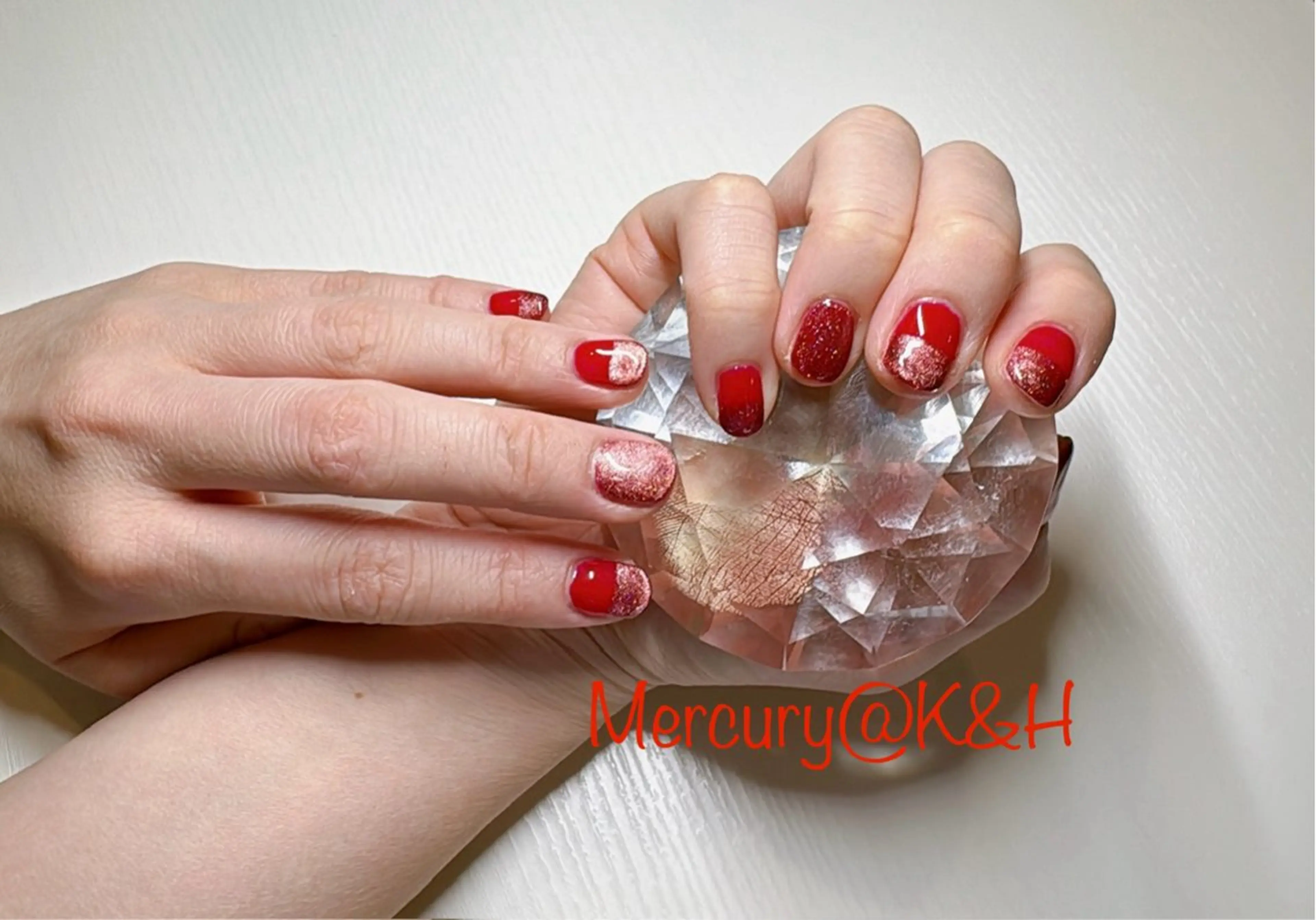 ネイル フレンチネイル マグネットネイル マグネットフレンチ 赤色 中野 アミのネイルデザイン