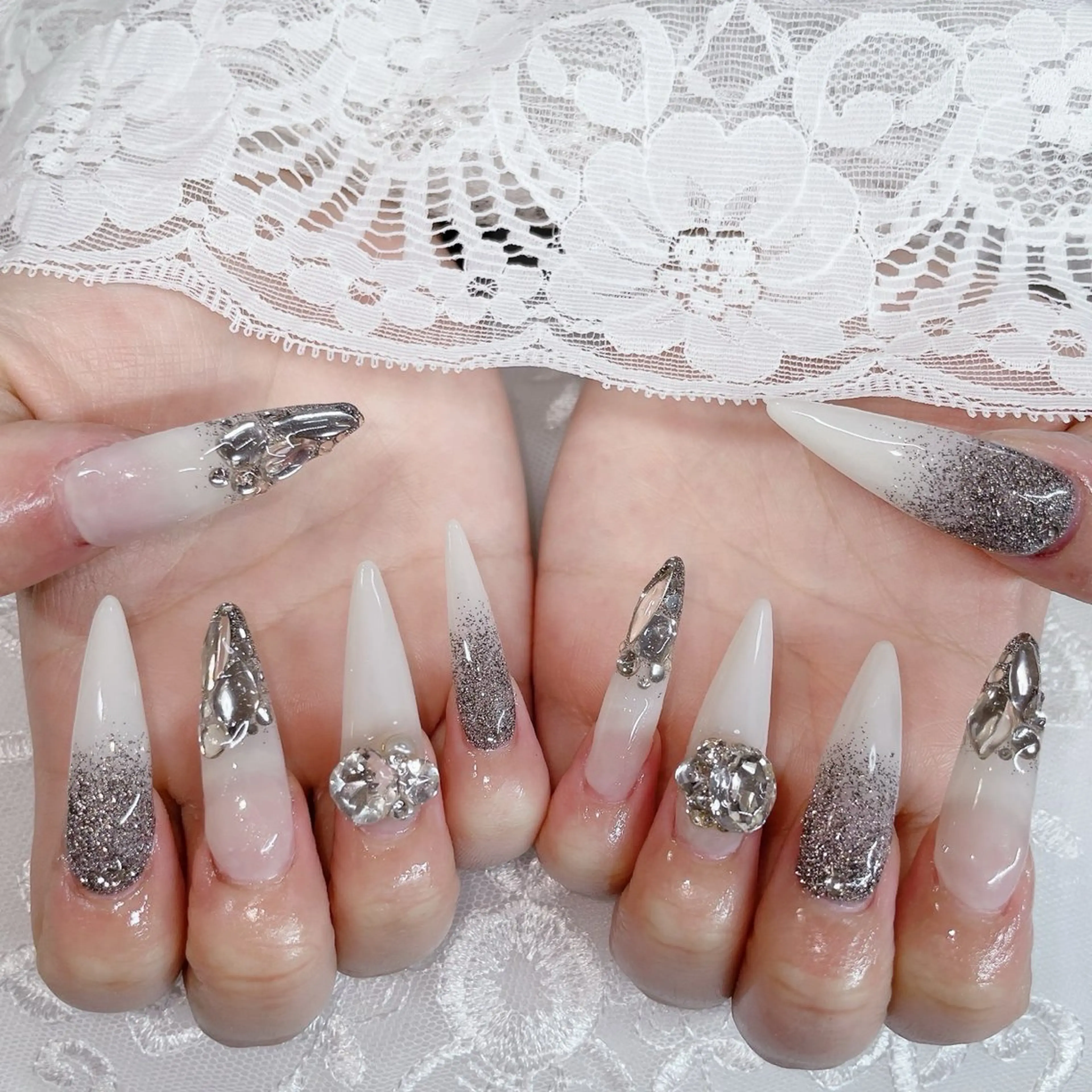 ロング ハンドネイル ハンドケア 💜MIYA nail川崎店のネイルデザイン