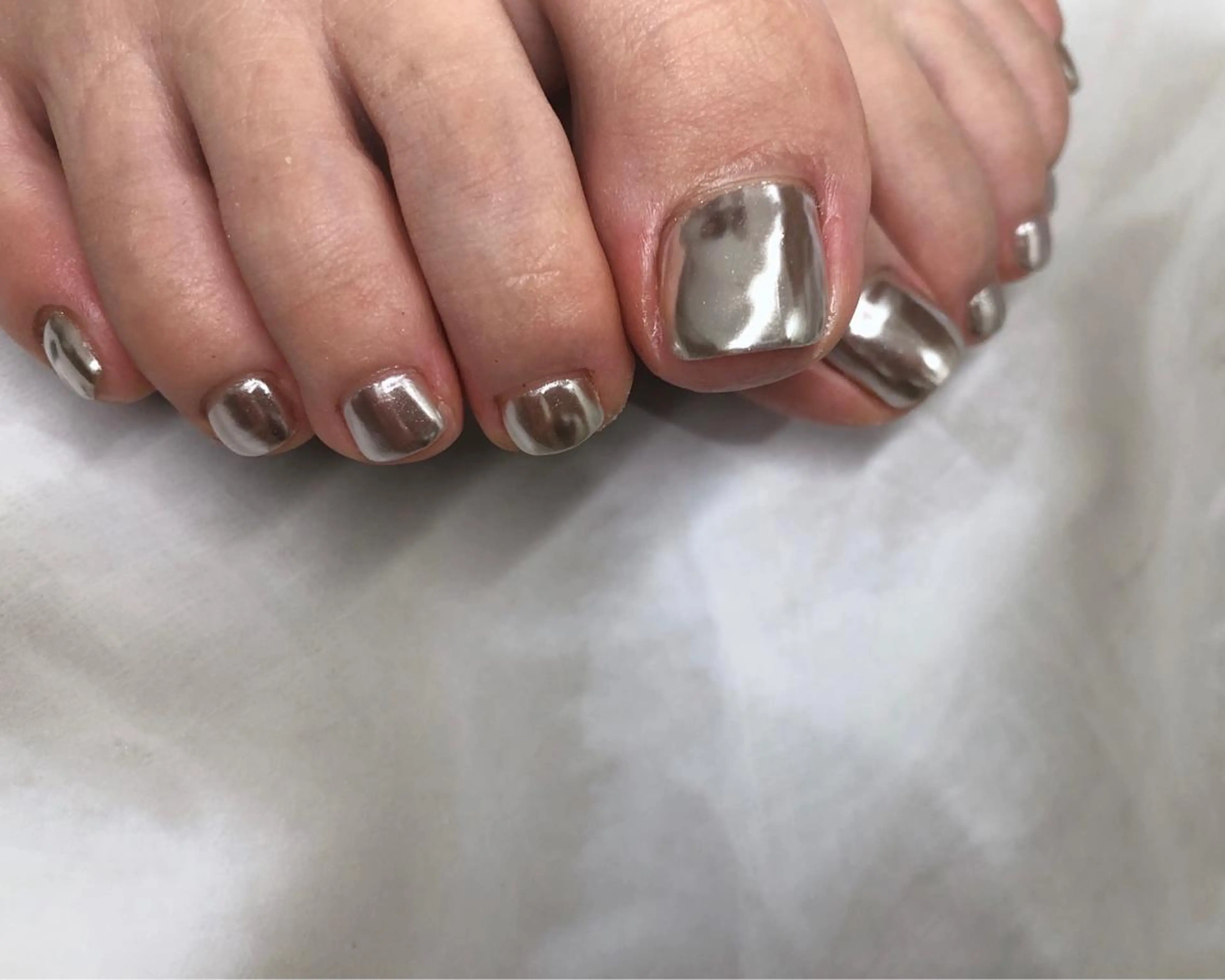 ネイル ミラーネイル シルバー フットネイル nail heron所属・saki_ nail heronのその他イメージ