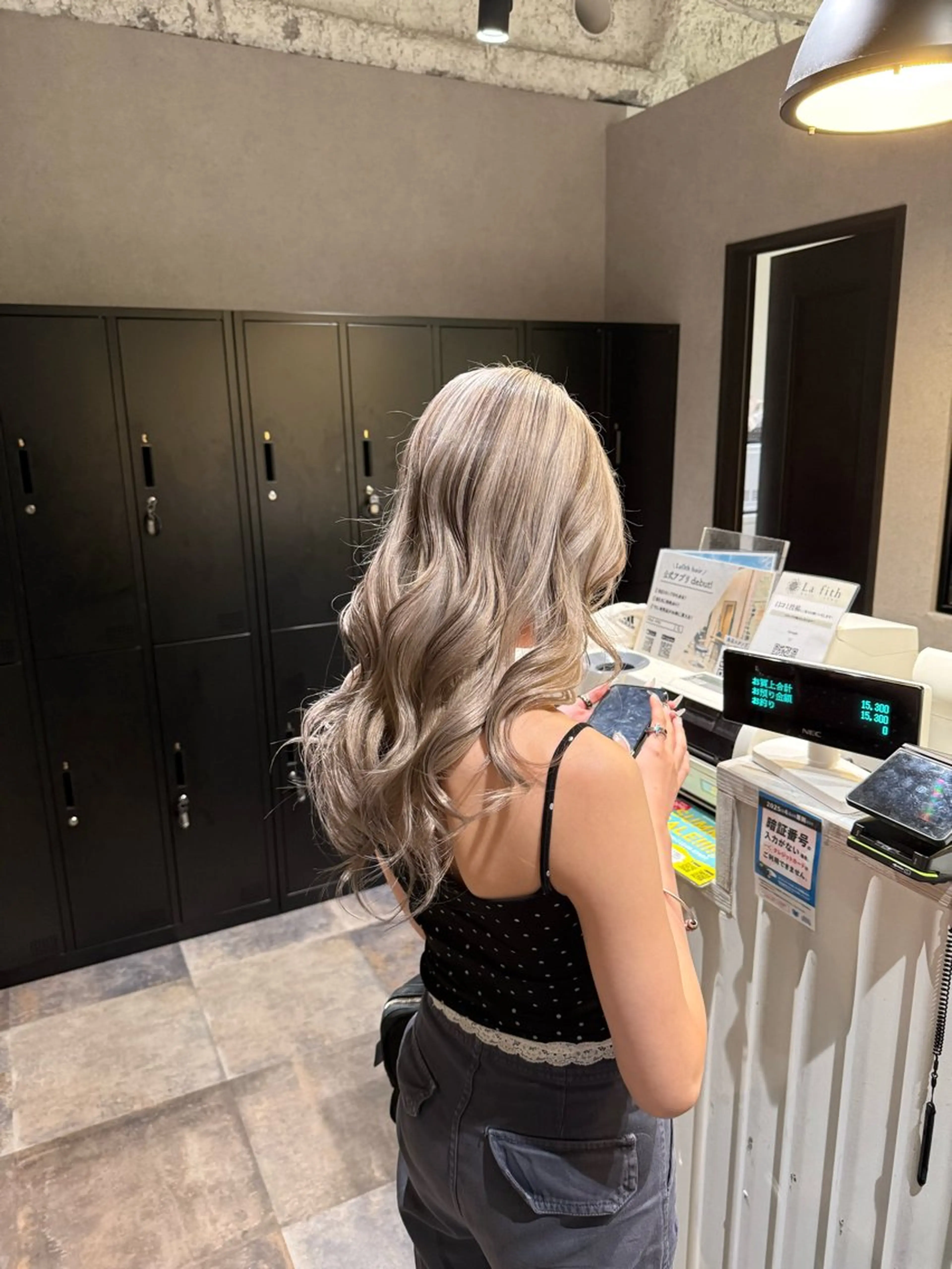 ロング カラー ブラウンカラー デザインカラー ハイライトカラー ハイライト カット ヘアカラー トリートメント Lafith hair clan所属・Lafith本通店/ SARAのヘアスタイル