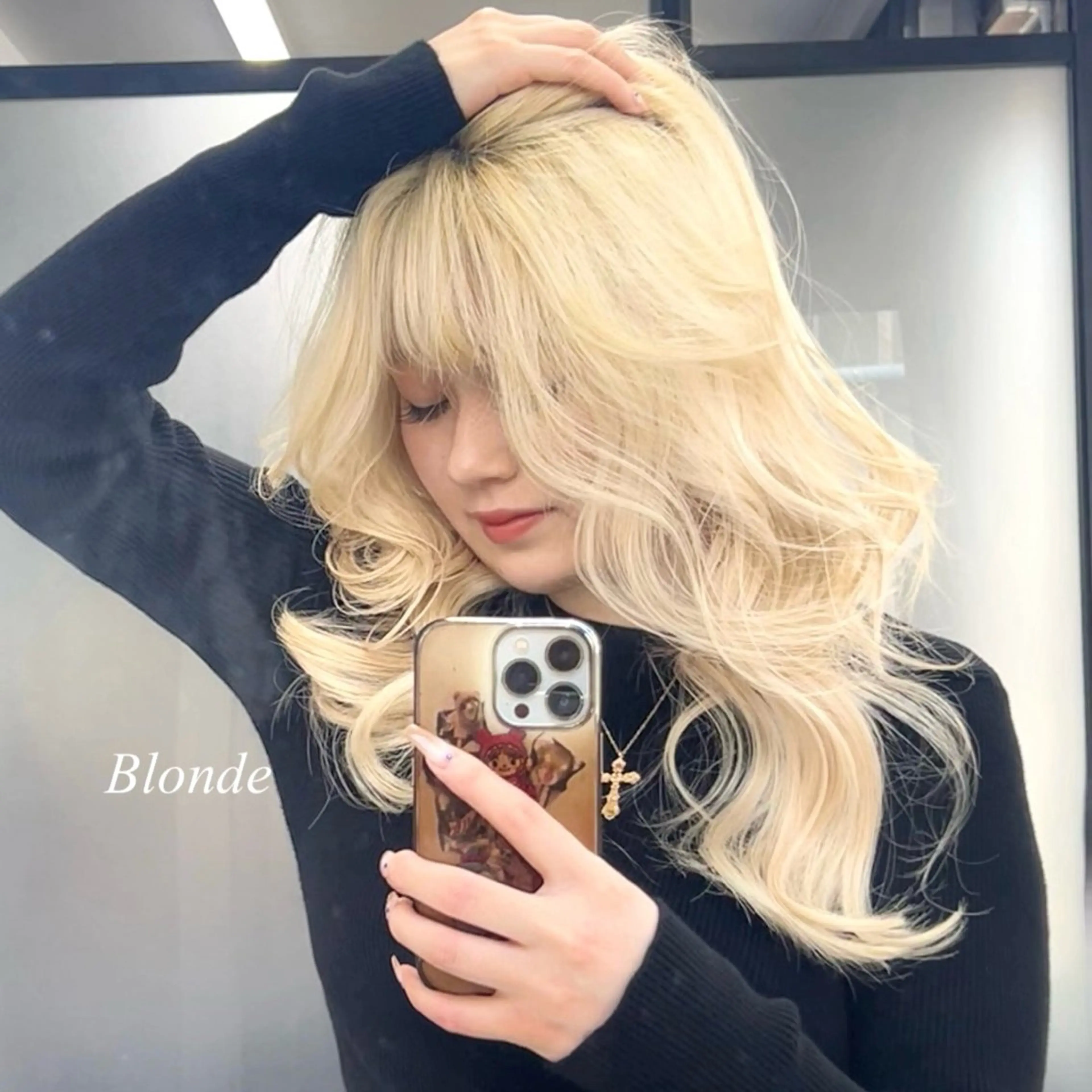 ロング カラー シールエクステ ハイトーンカラー エクステ ヘアカラー トリートメント シールエクステ特化 ハイトーン、NANAのヘアスタイル