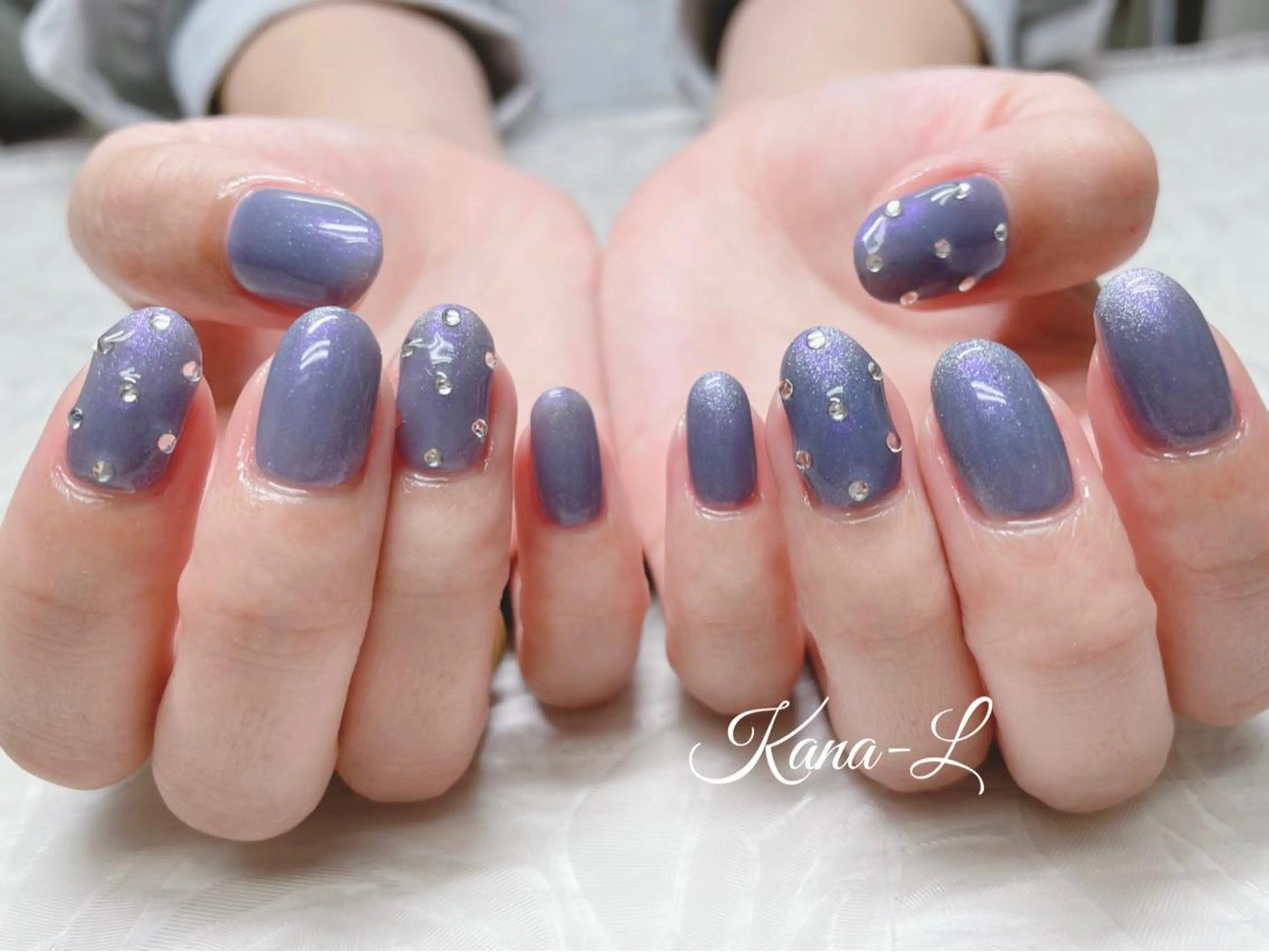 カラー ネイル マグネットネイル ストーンネイル 芦辺 香奈のネイルデザイン