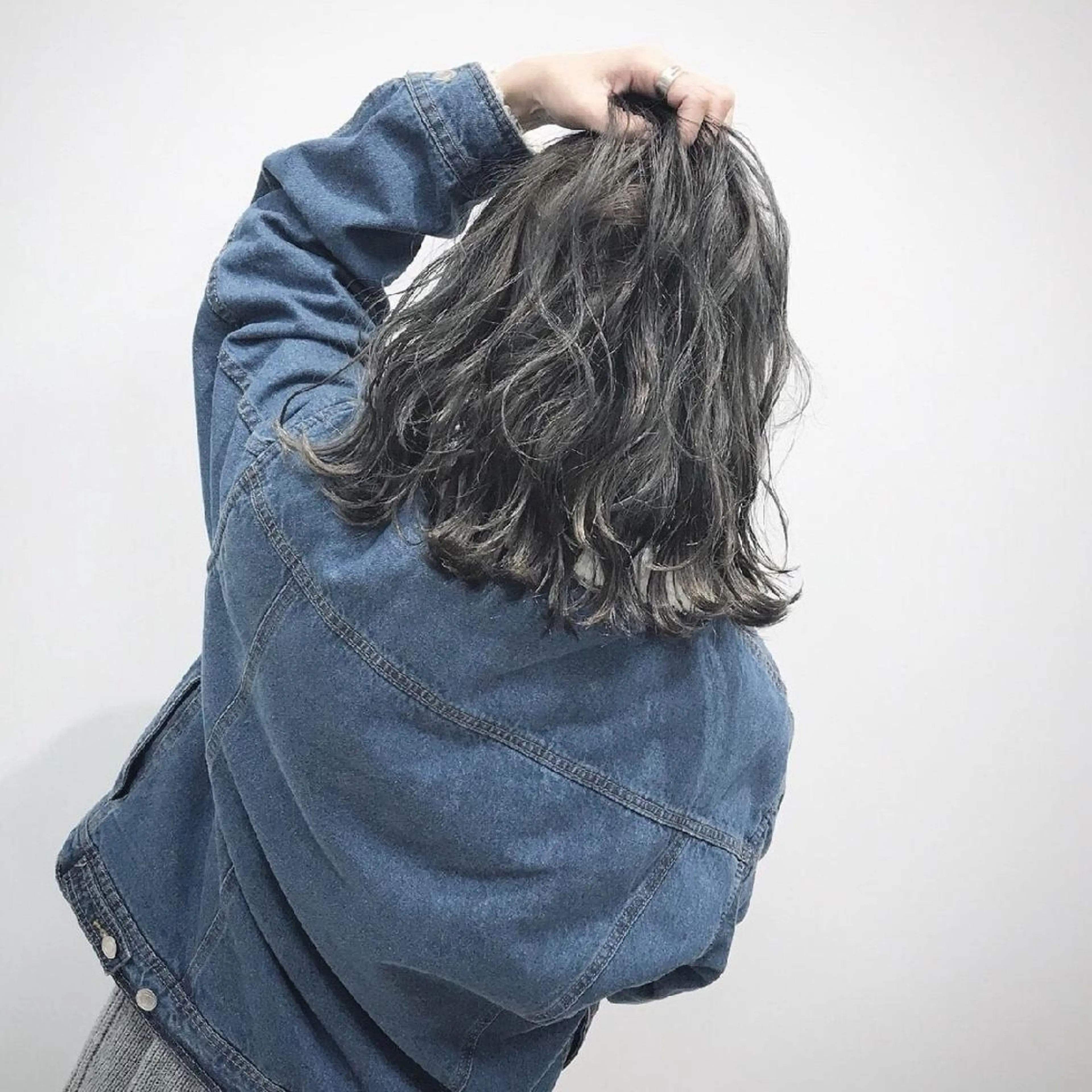 カラー EARTH/A東川 優美のヘアスタイル