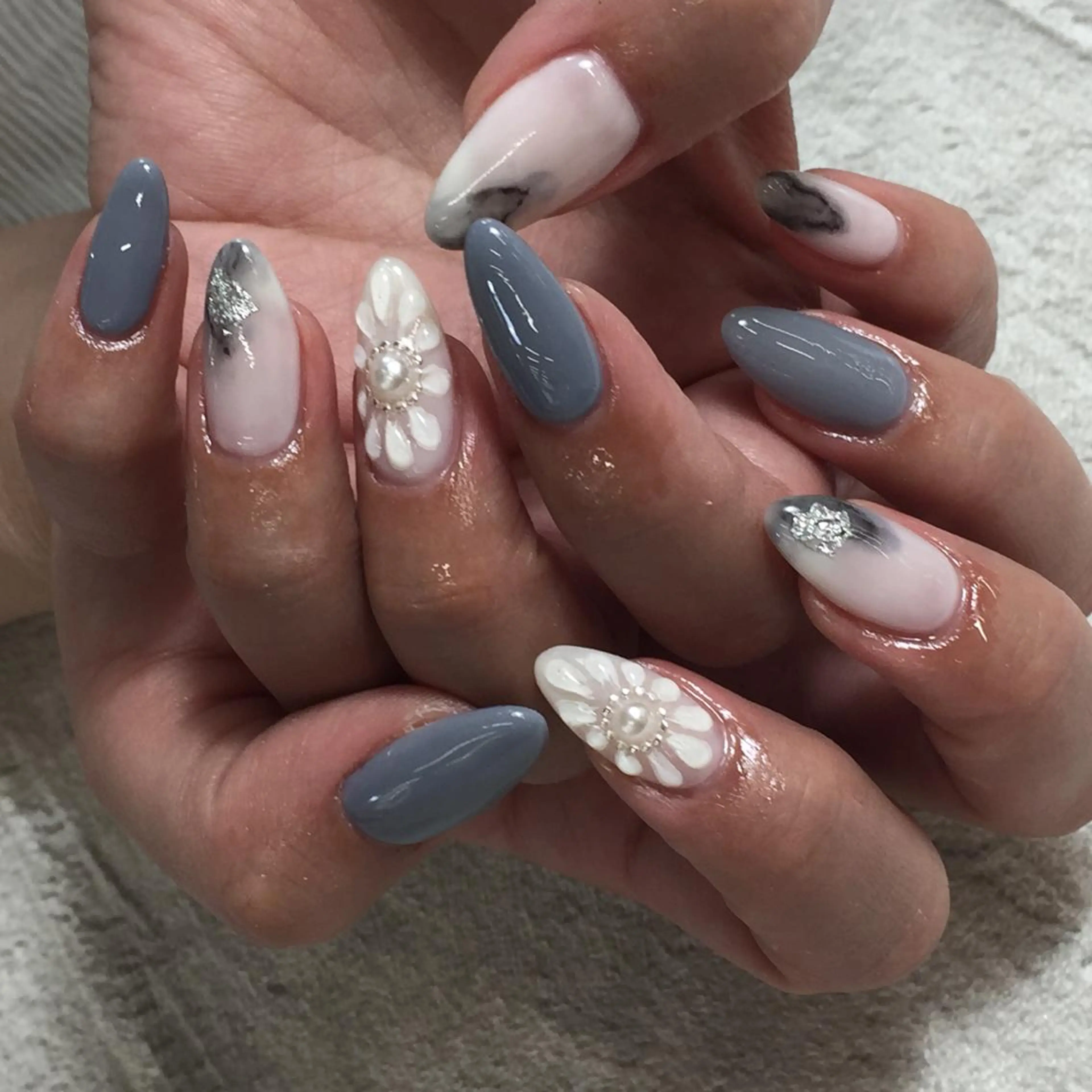 ネイル ニュアンスネイル MAXKELLY freeve渋谷店所属・MAXKELLY HARUのネイルデザイン