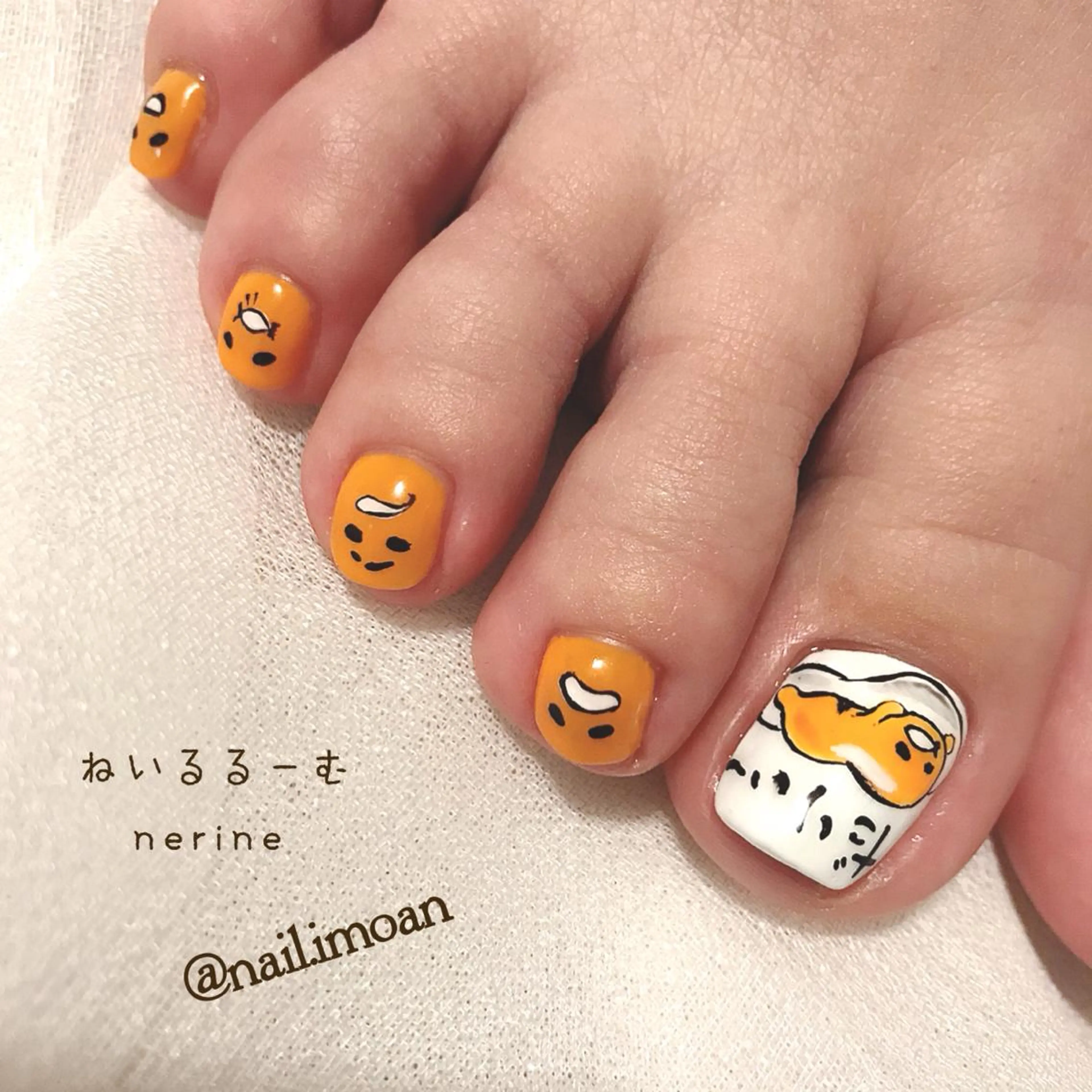 ネイル NAILST Naomiのネイルデザイン