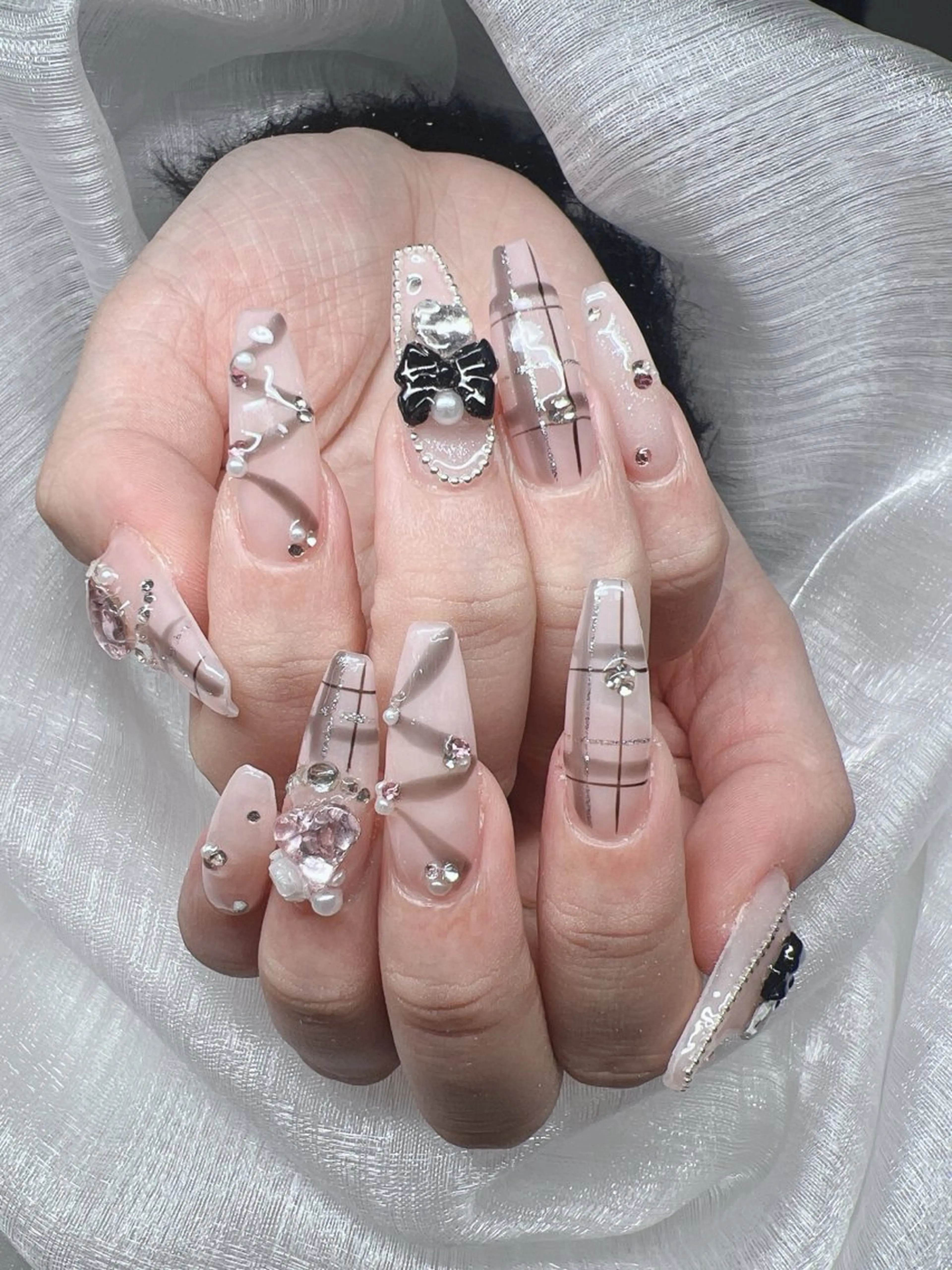 ネイル ハンドネイル Lee Nails チップ長さだし専門店のネイルデザイン