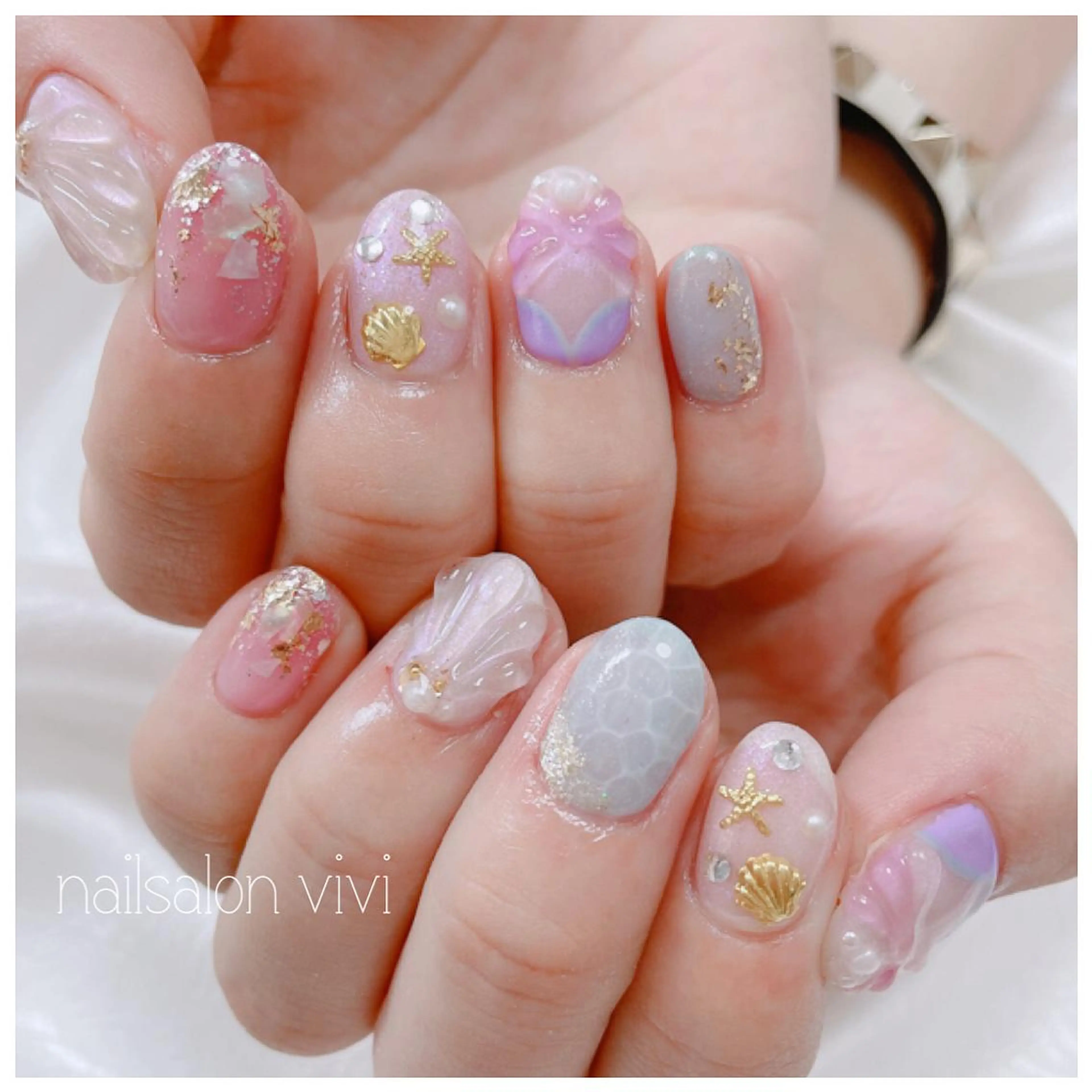 ネイル ＶＩＶＩ nailsalonのネイルデザイン