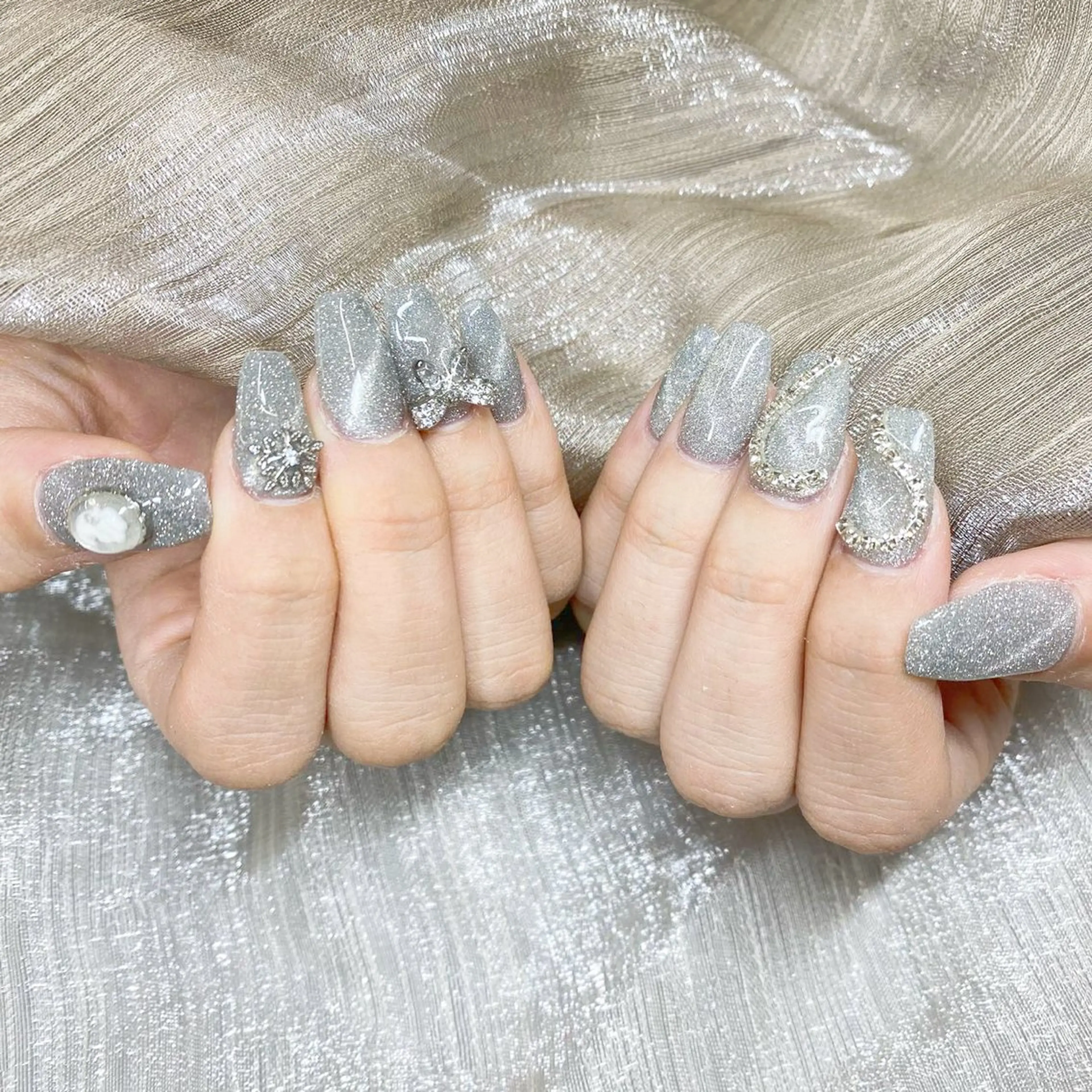 ネイル ハンドネイル 櫻井 ナナのネイルデザイン