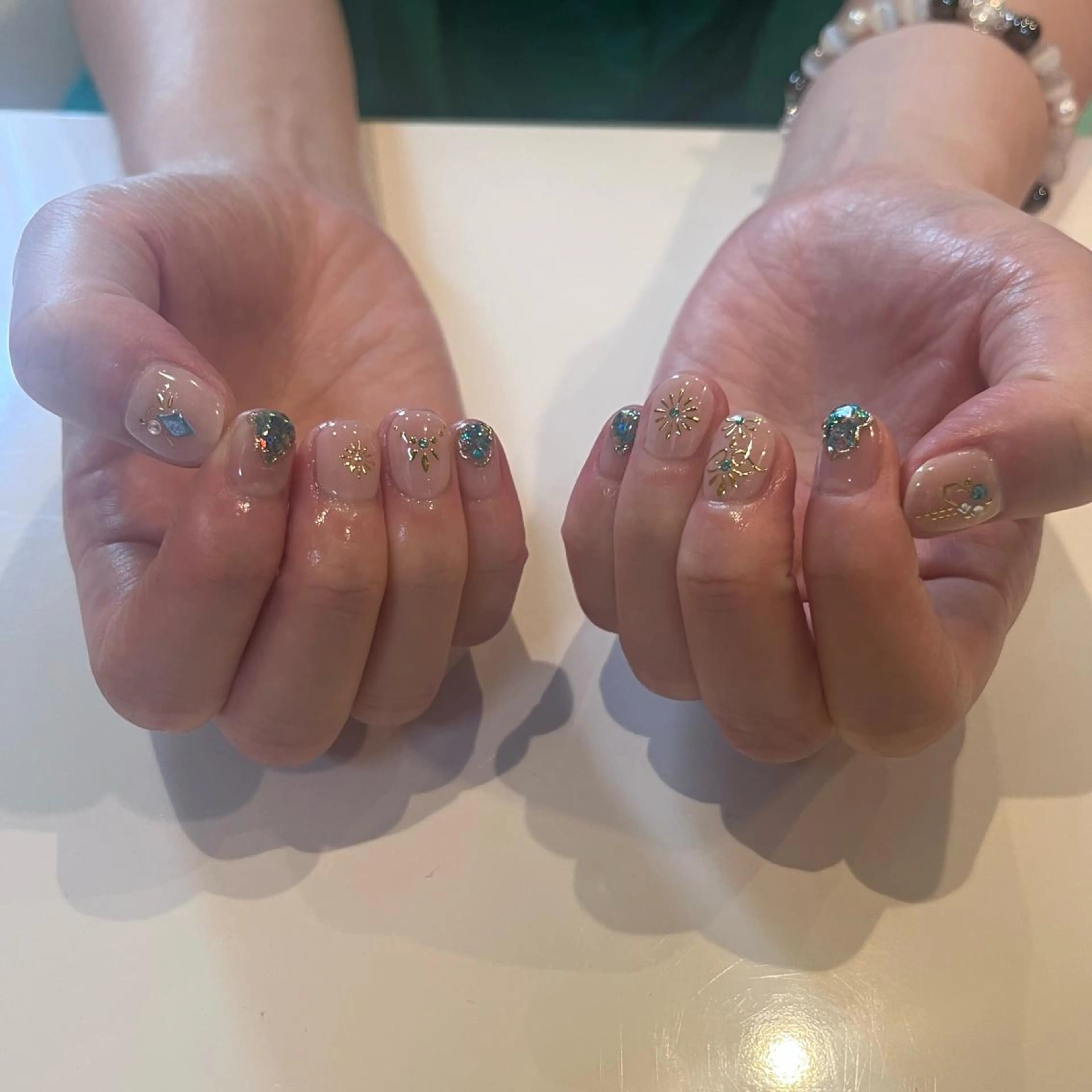 ネイル MONROE所属・Erumo Sugaのネイルデザイン