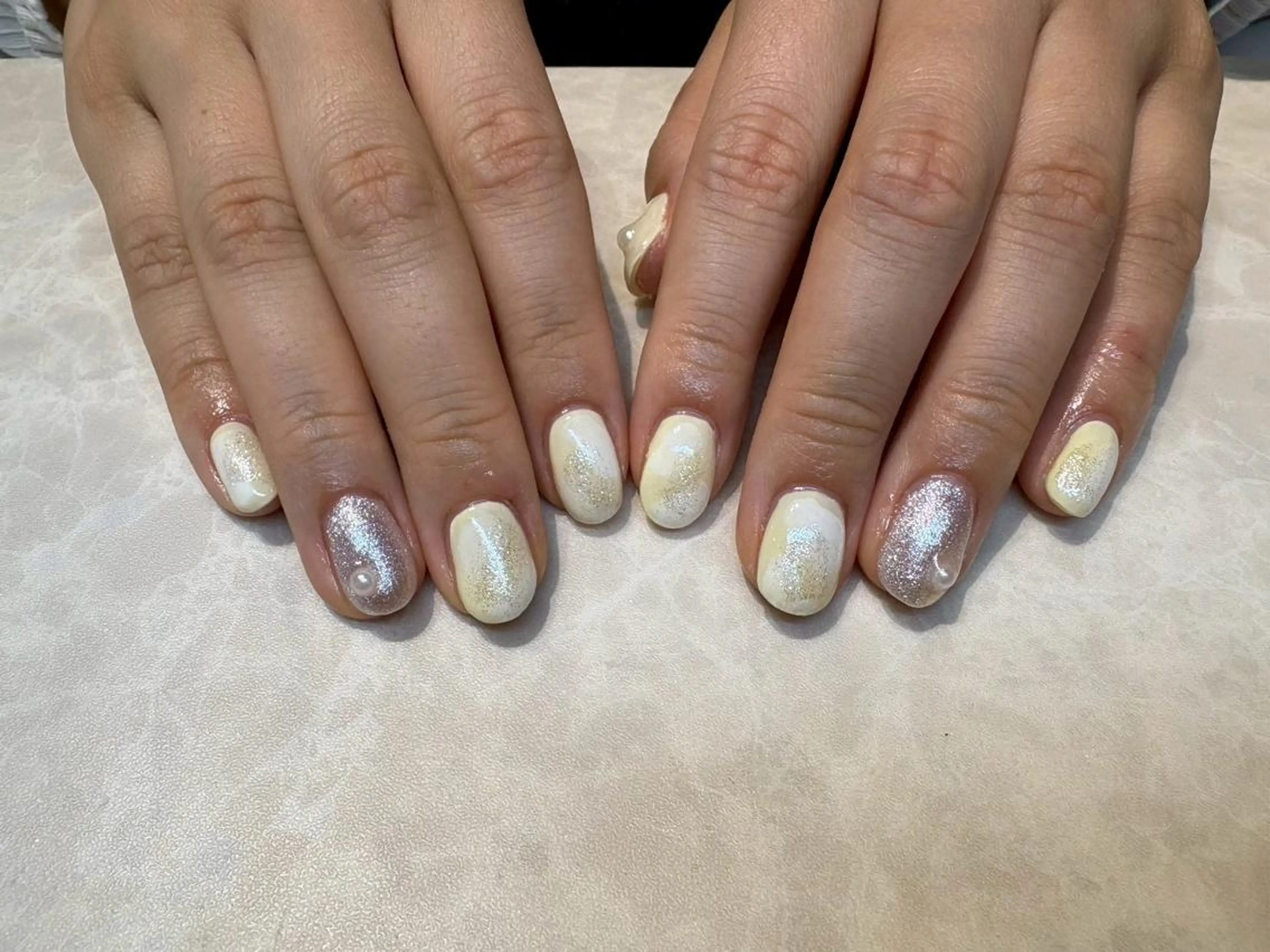 ネイル アートネイル 韓国ネイル マグネットネイル 持ち込み ニュアンスネイル Allma Nailのネイルデザイン