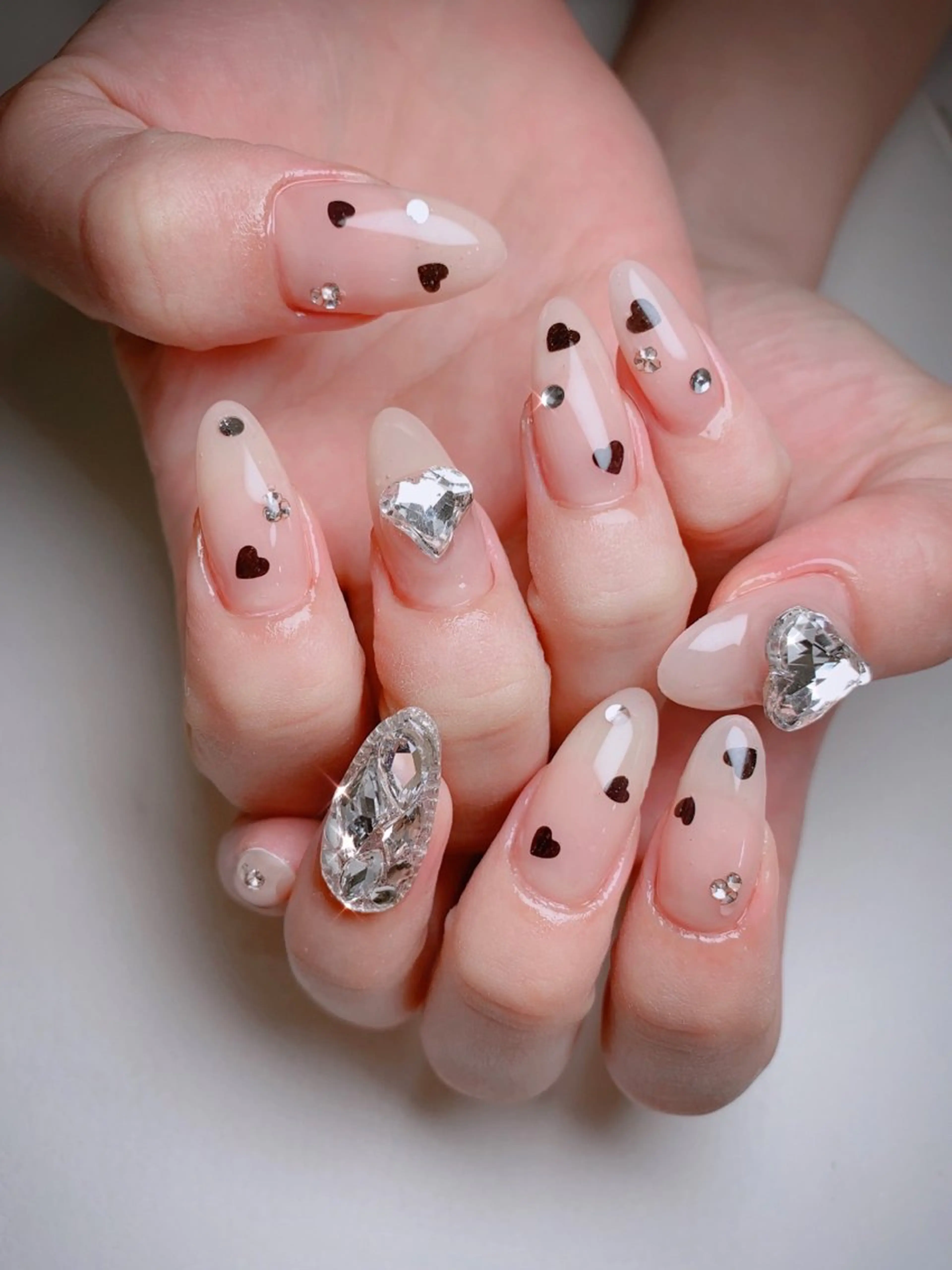 ネイル JINI NAIL所属・ジニ ネイルのネイルデザイン