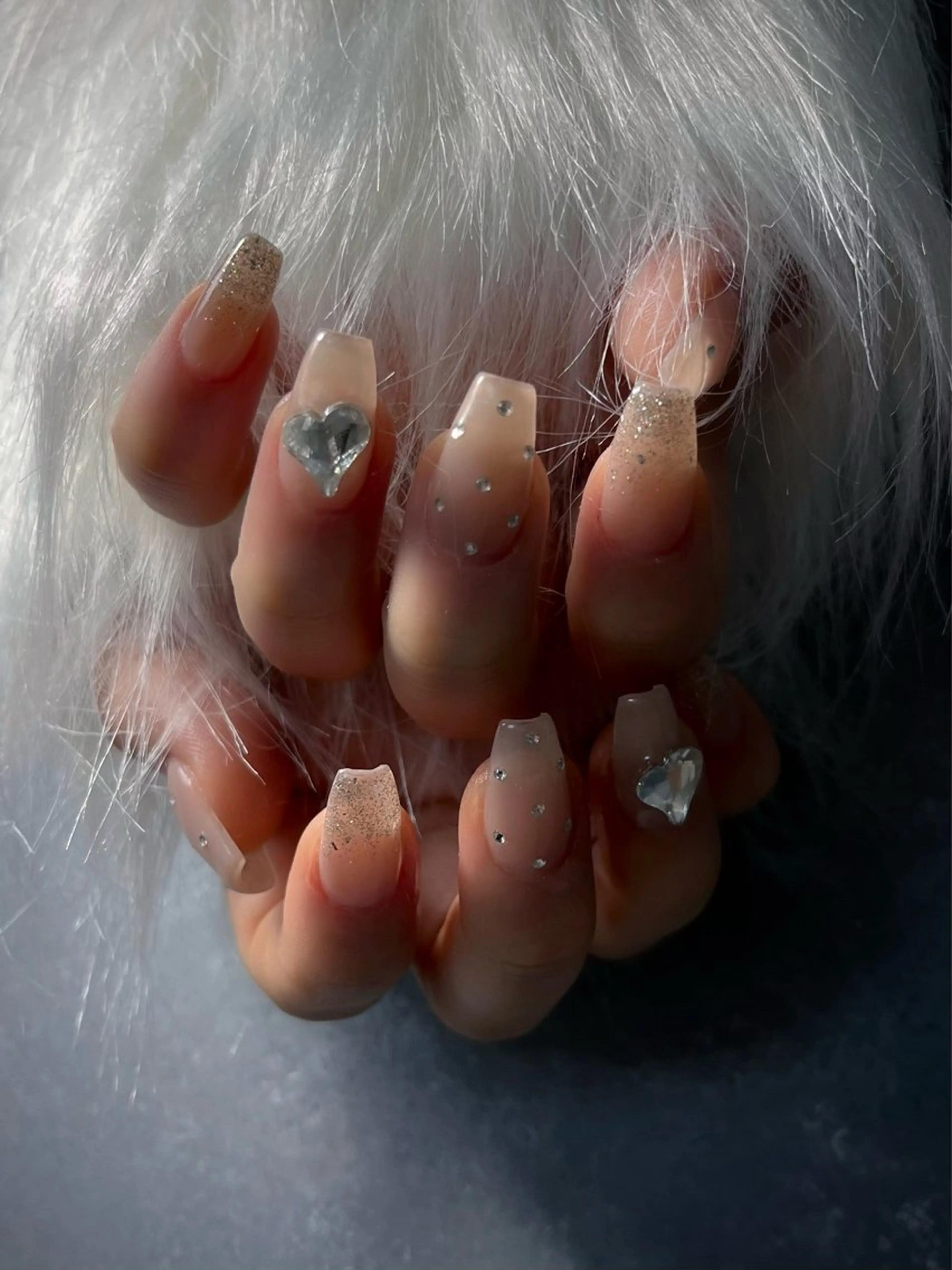 ネイル キラキラネイル マグネットネイル スカルプネイル ワンホンネイル nine.🦋 YUKOのネイルデザイン