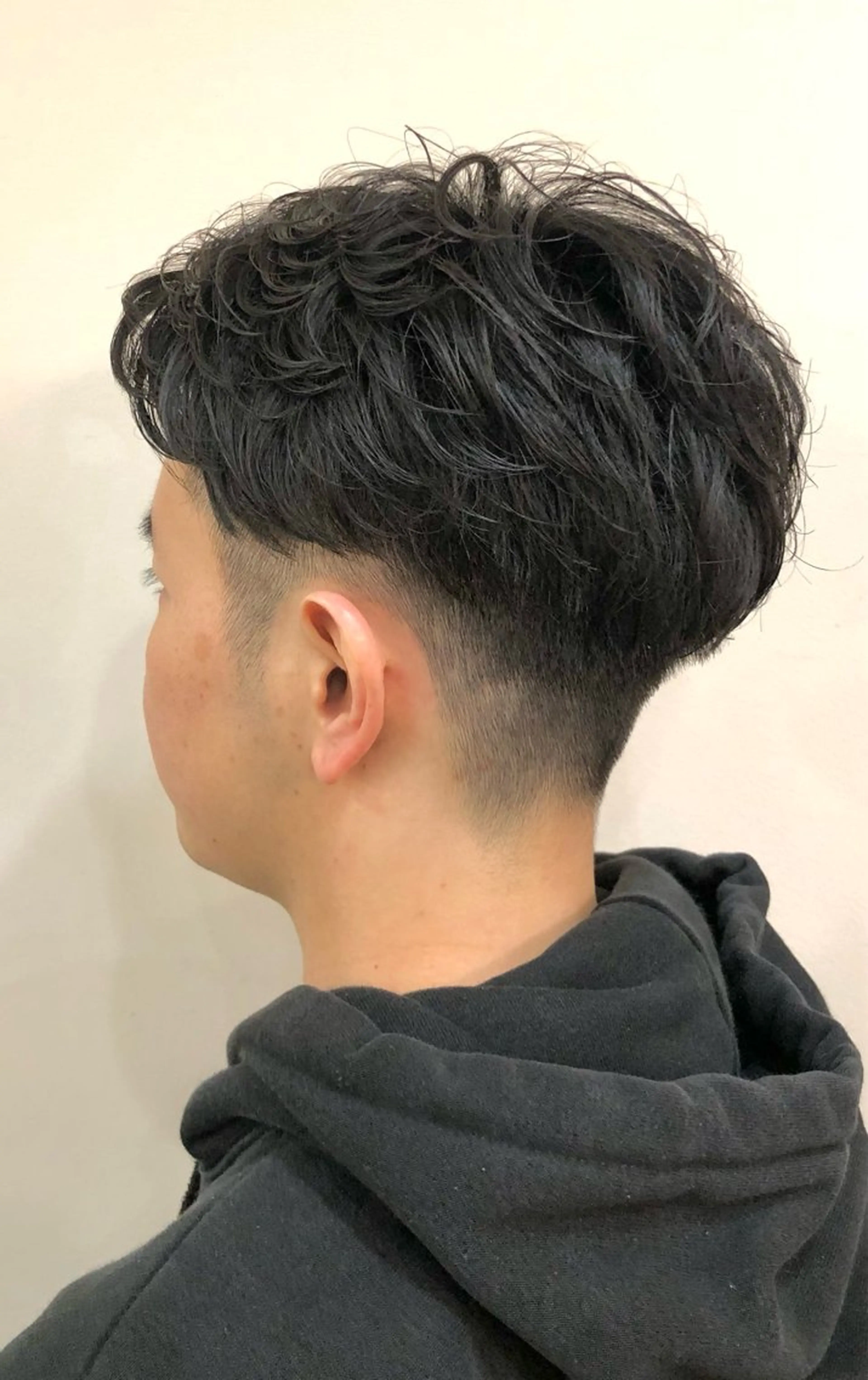 メンズ パーマ ヴェリテ所属・札幌美容室ヴェリテ 渡邊 龍政のヘアスタイル