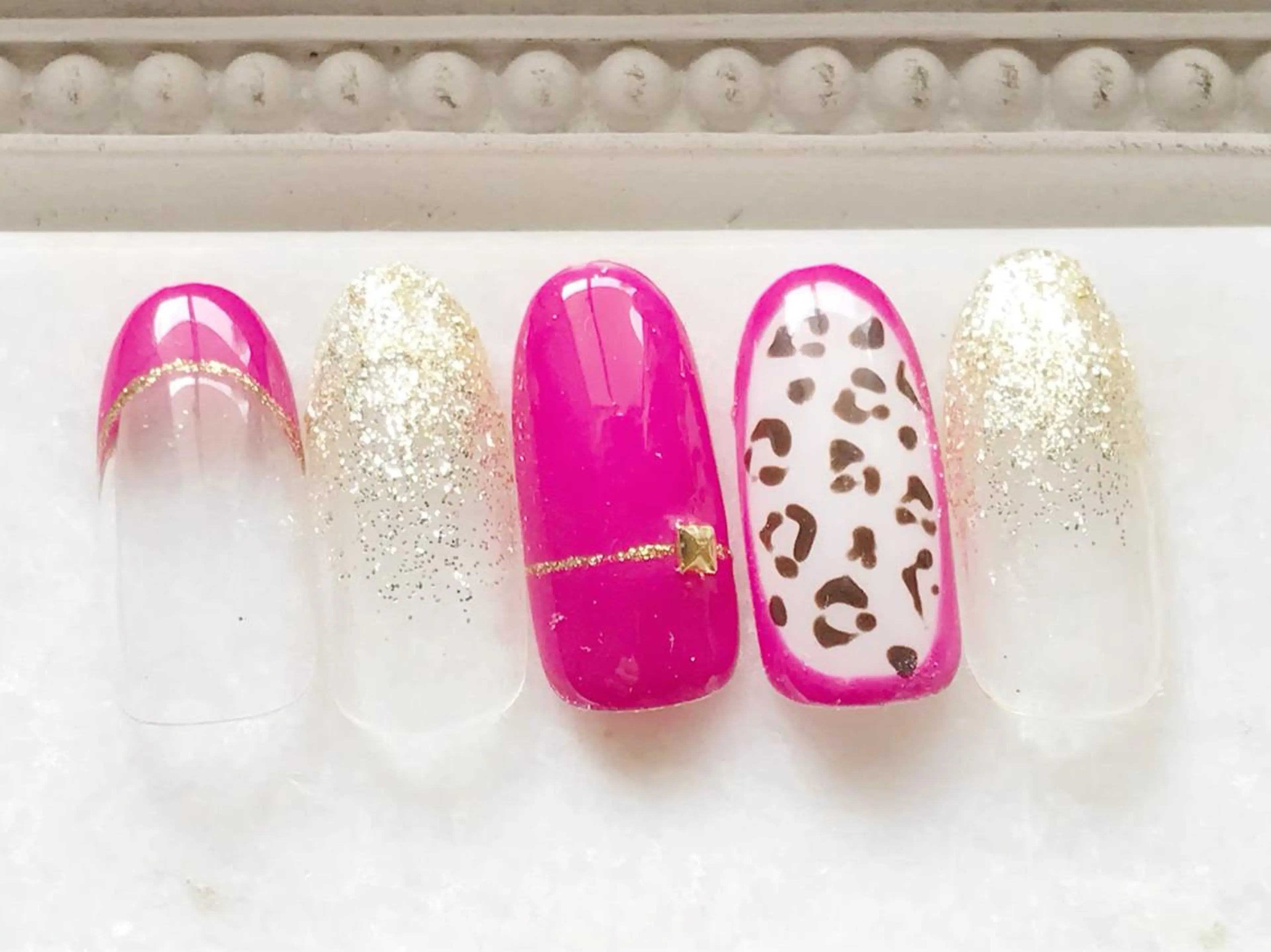 ネイル ジェルネイル パラジェル ハンドネイル Satomi  のネイルデザイン