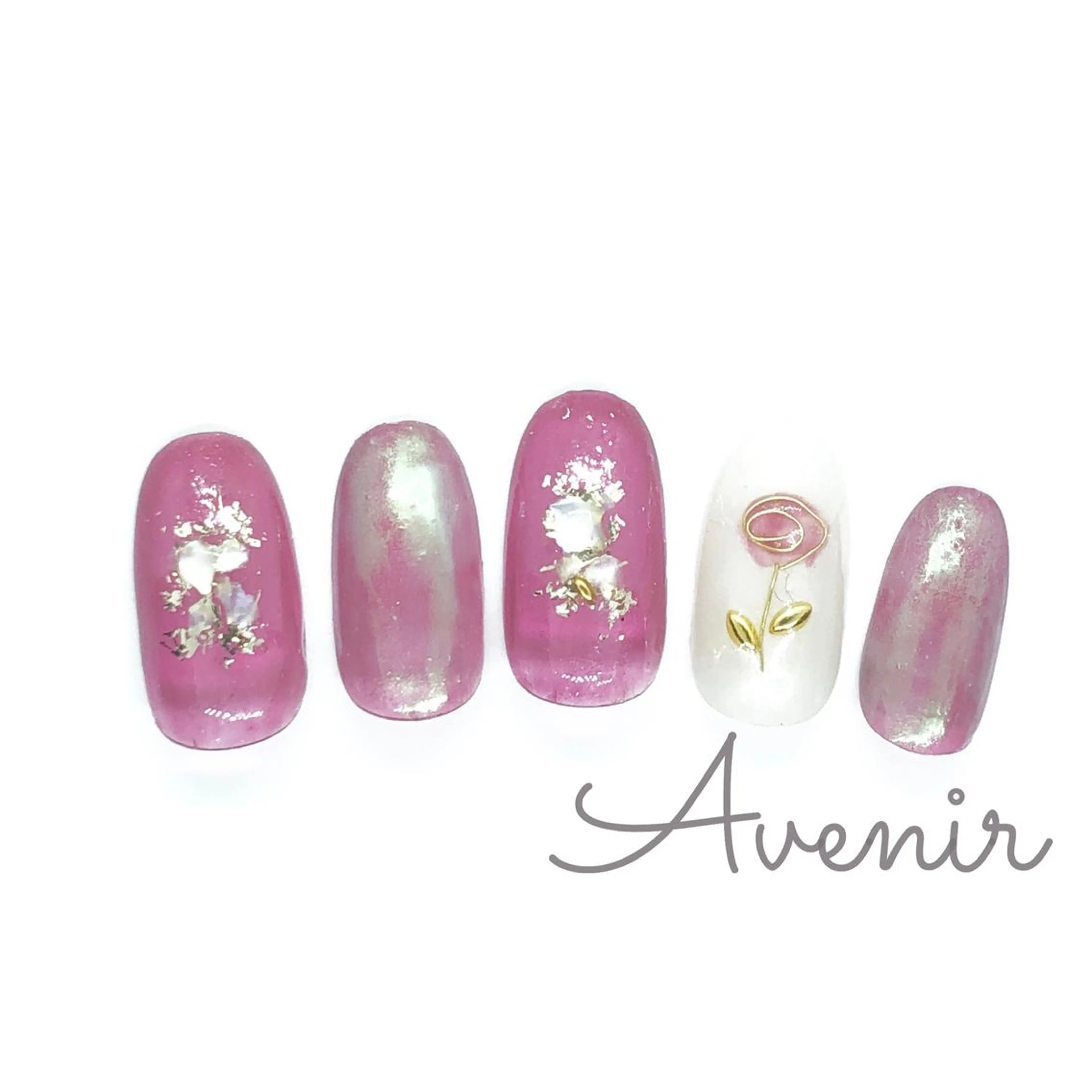 ネイル Avenir 表参道 nail＆eye予約のネイルデザイン