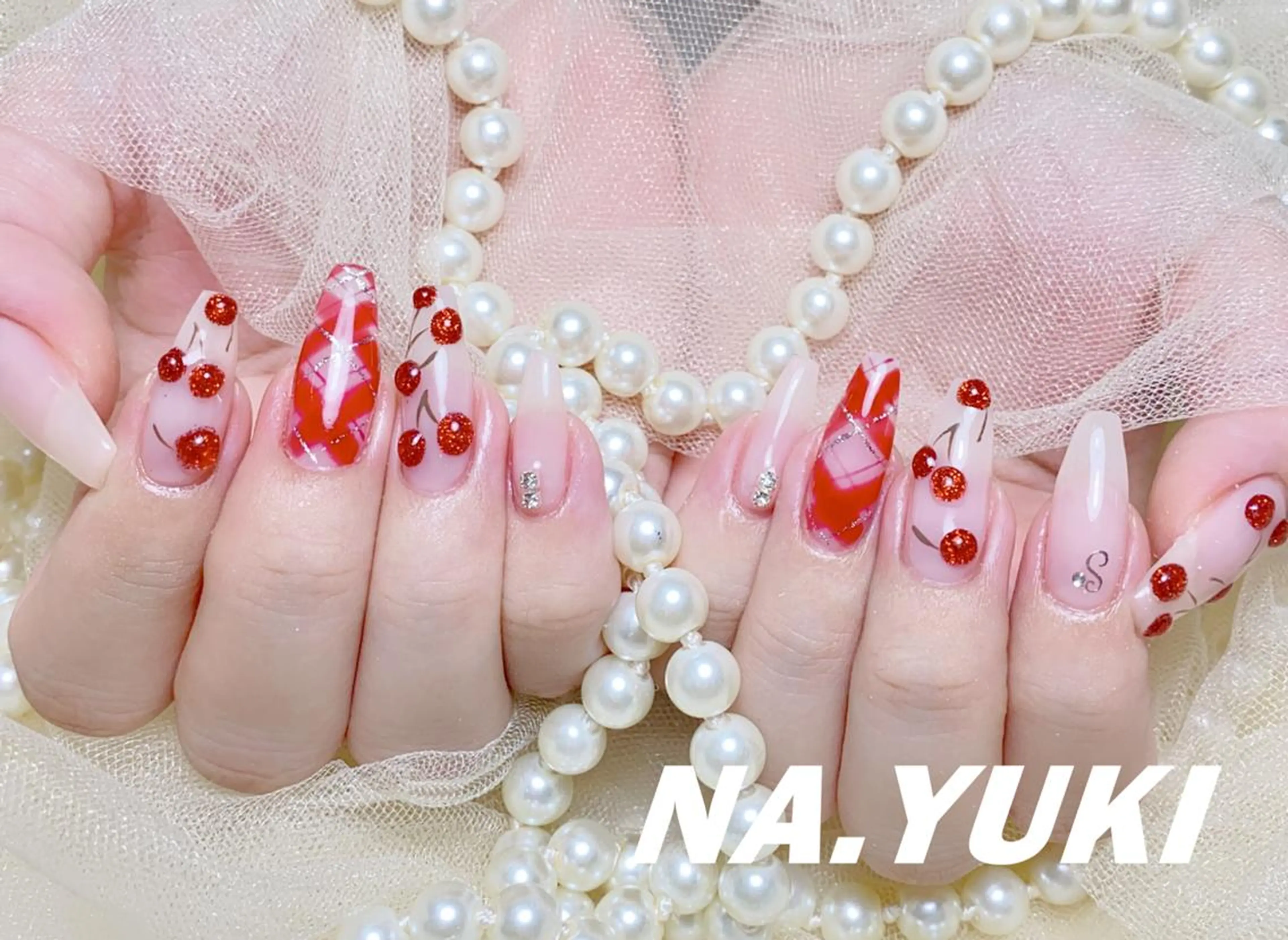 ネイル ハンドネイル ハンドケア 🌷 Mooning 🌷のネイルデザイン