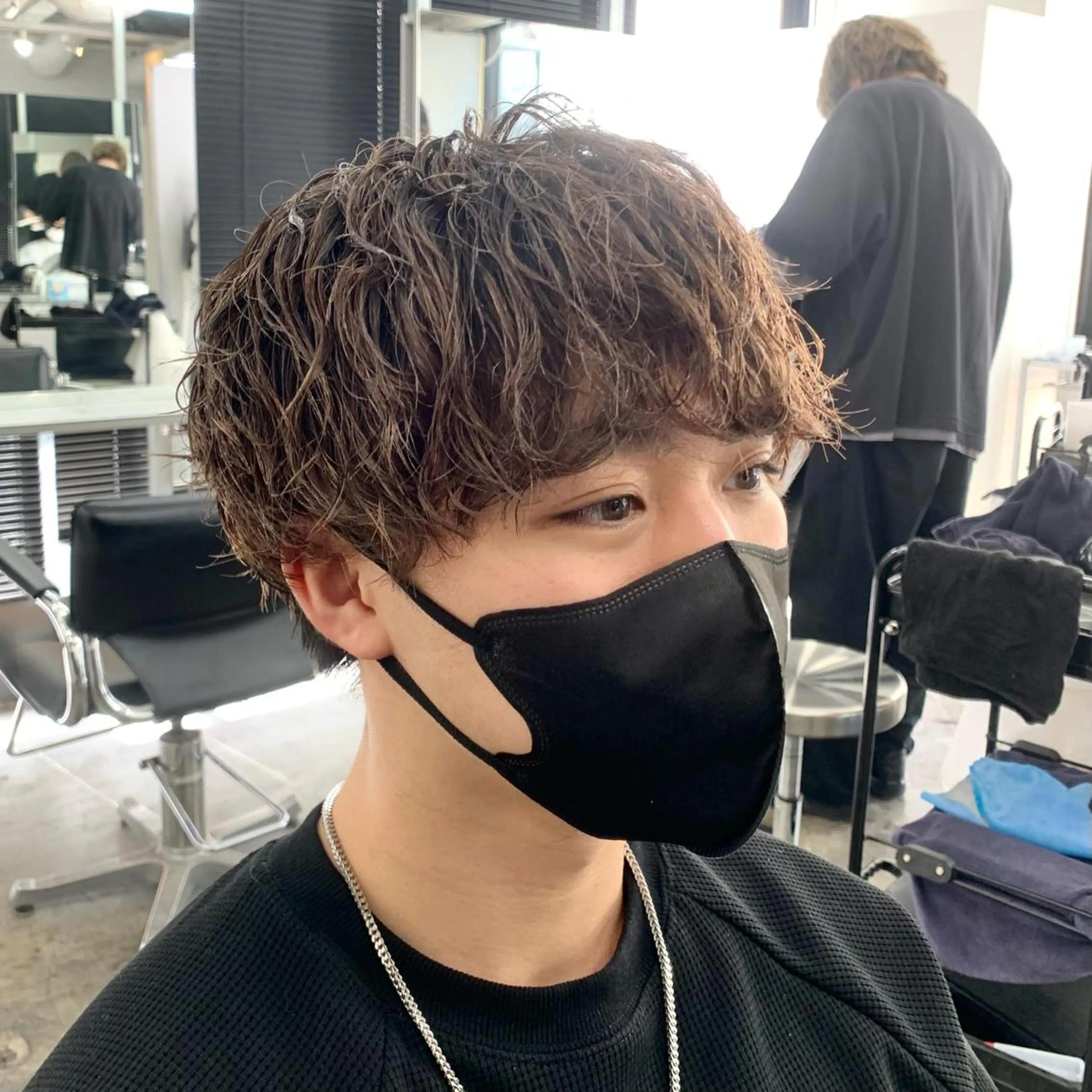 ショート カラー パーマ メンズ カット ヘアカラー パーマ メンズ特化美容師/ 藤戸 椋のヘアスタイル