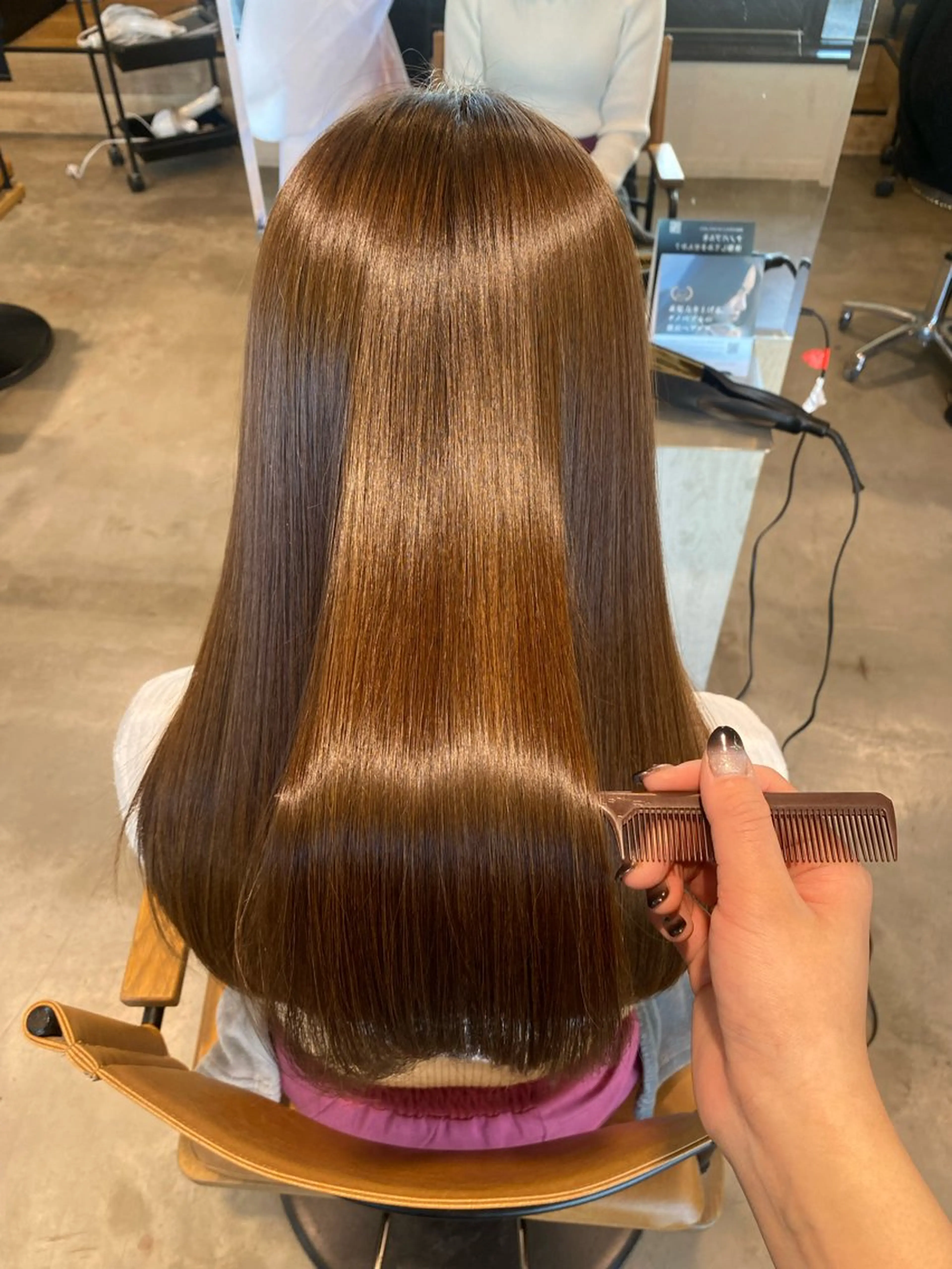 ロング トリートメント 透明感カラー 天羅のヘアスタイル