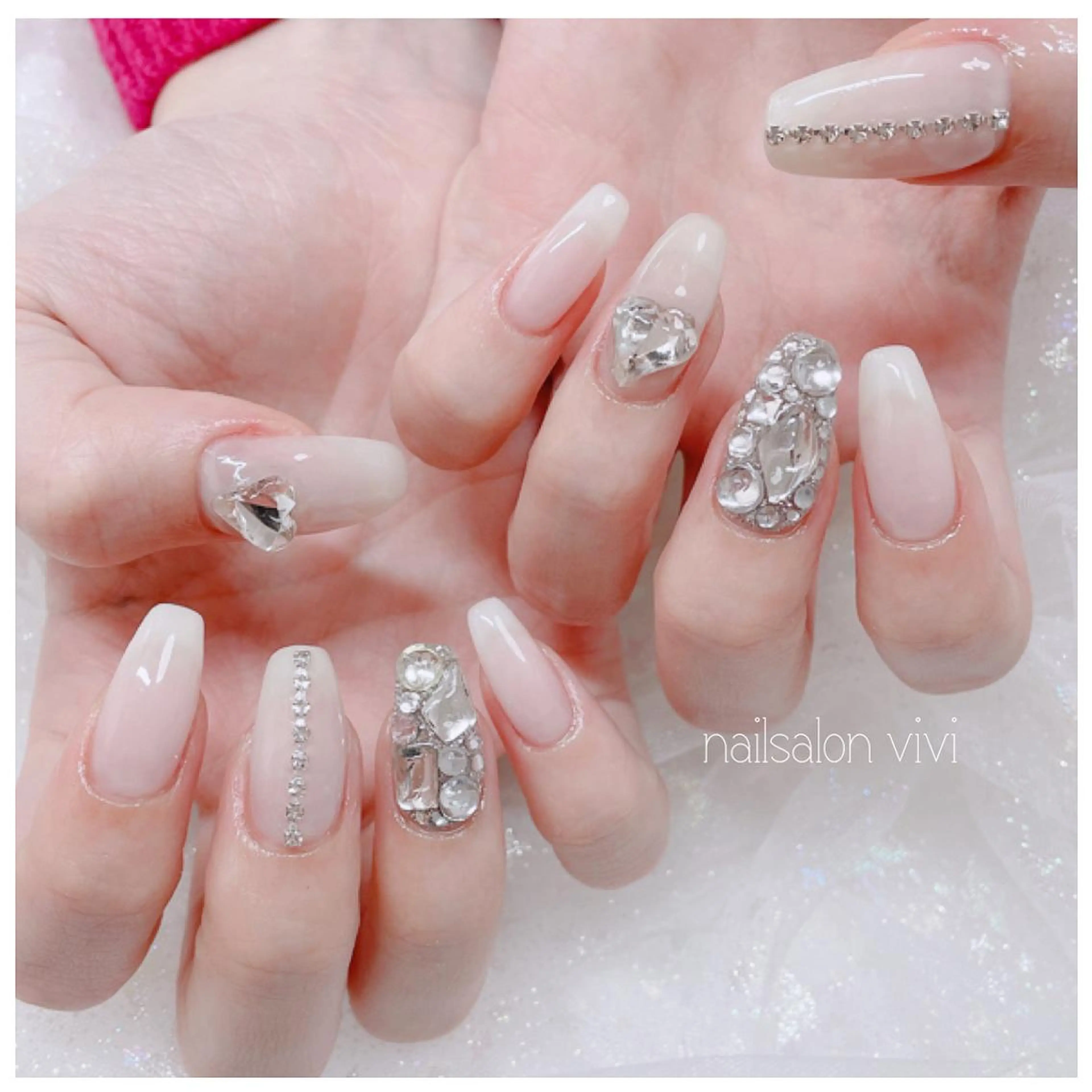 ネイル ＶＩＶＩ nailsalonのネイルデザイン