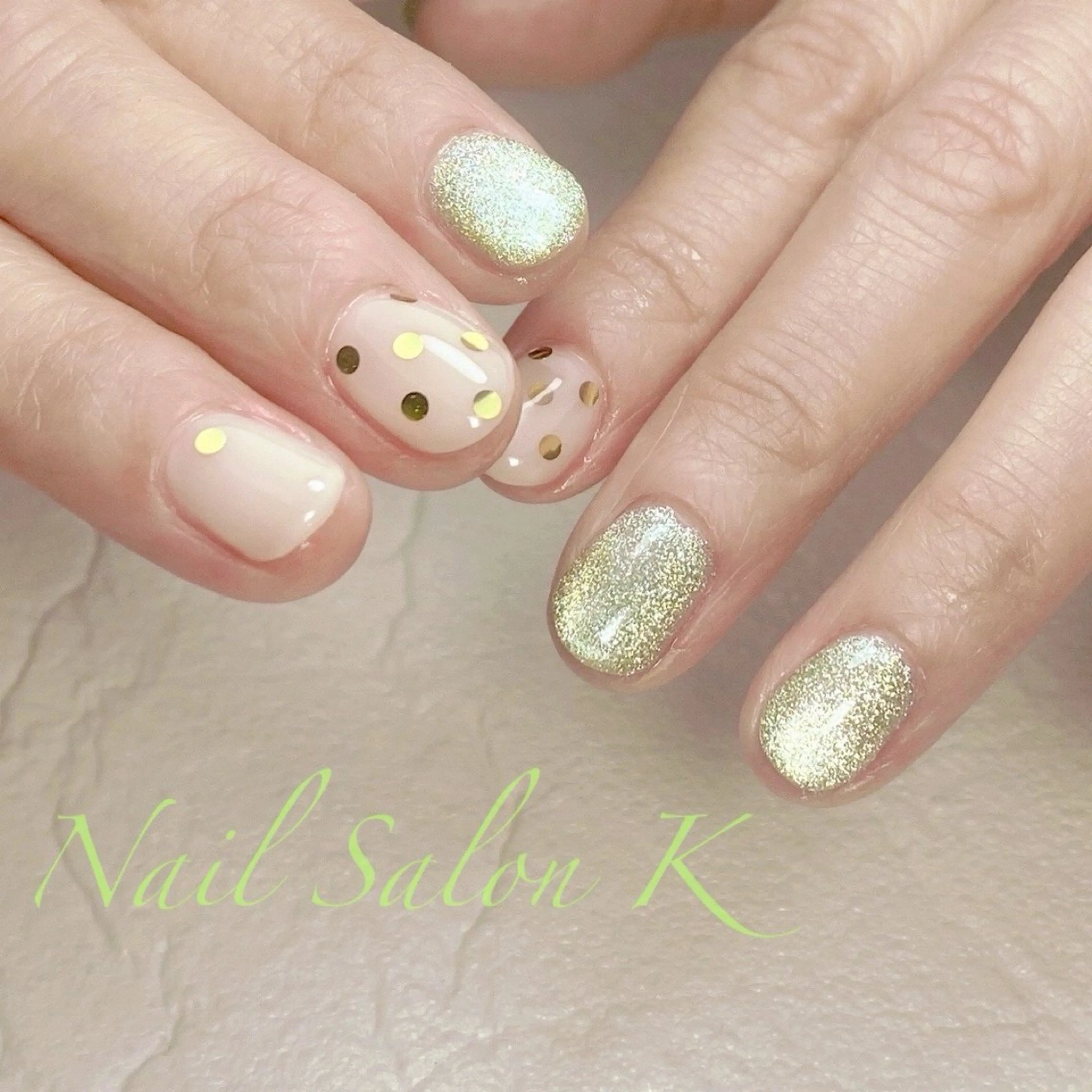 ネイル ドット フラッシュネイル グリーン マグネットネイル ハンドネイル Nail Salon K 🧸美爪育成のネイルデザイン