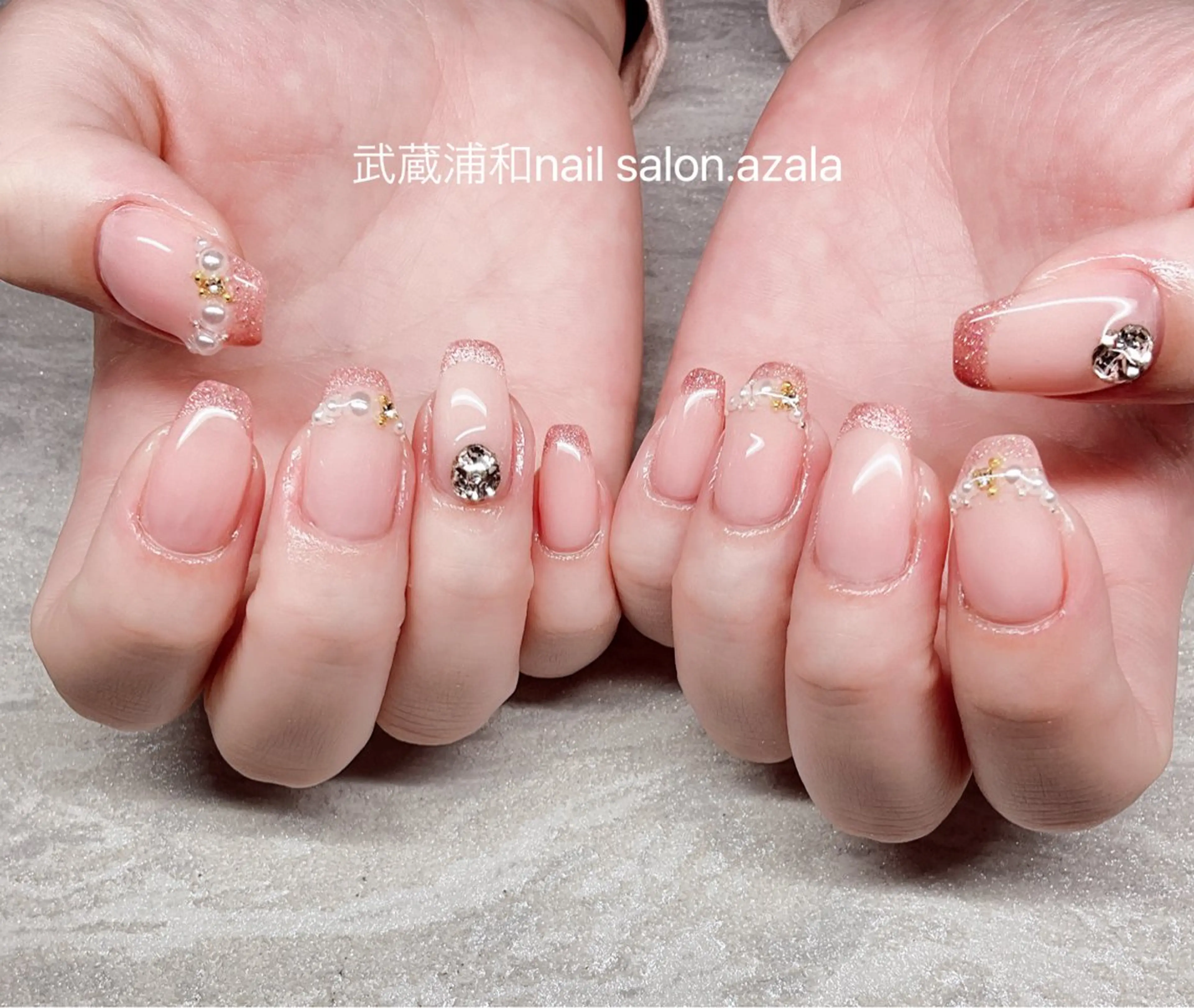 ネイル ハンドネイル R inのネイルデザイン