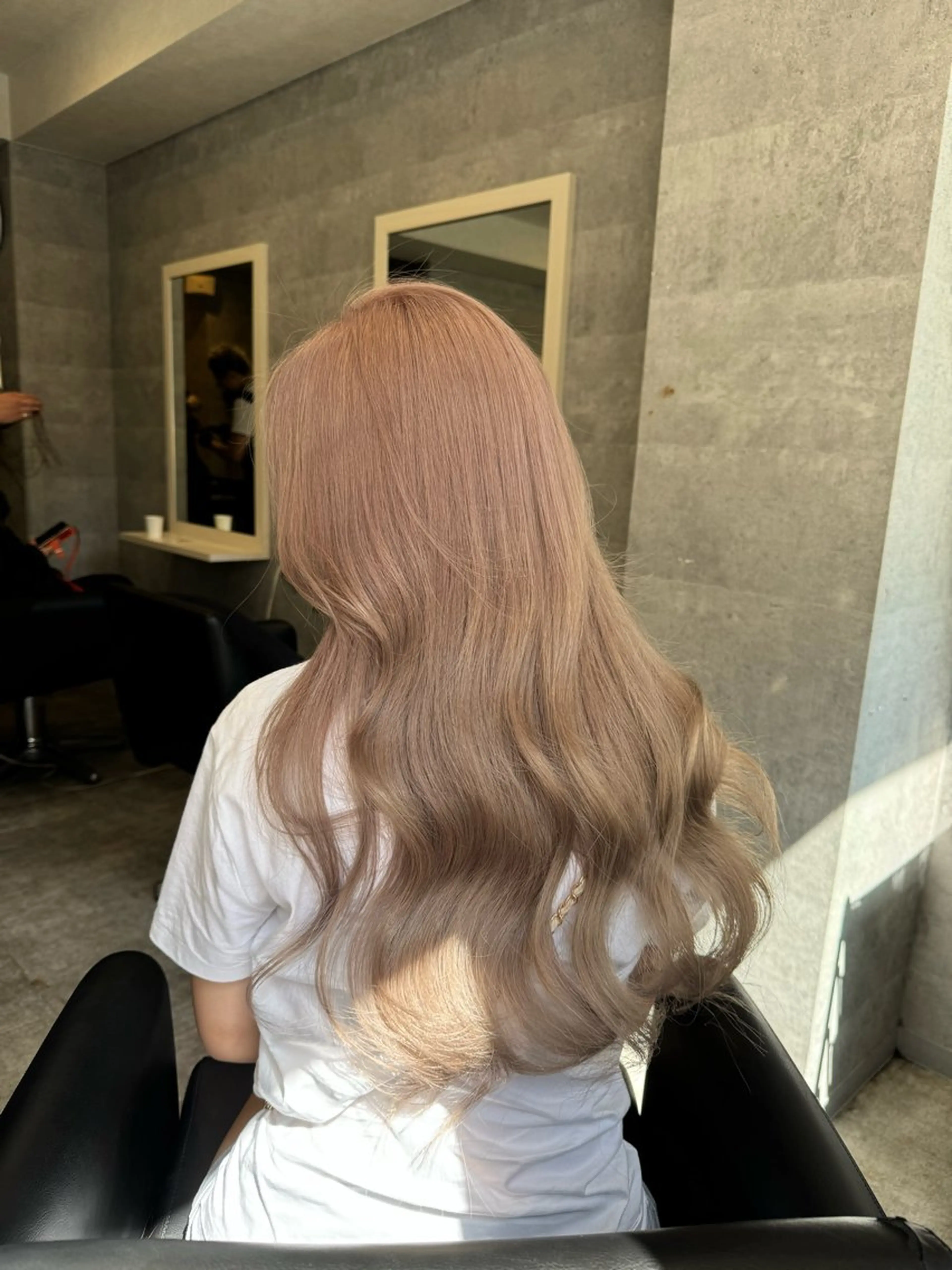 ロング カラー BEL所属・三池 ブルノのヘアスタイル