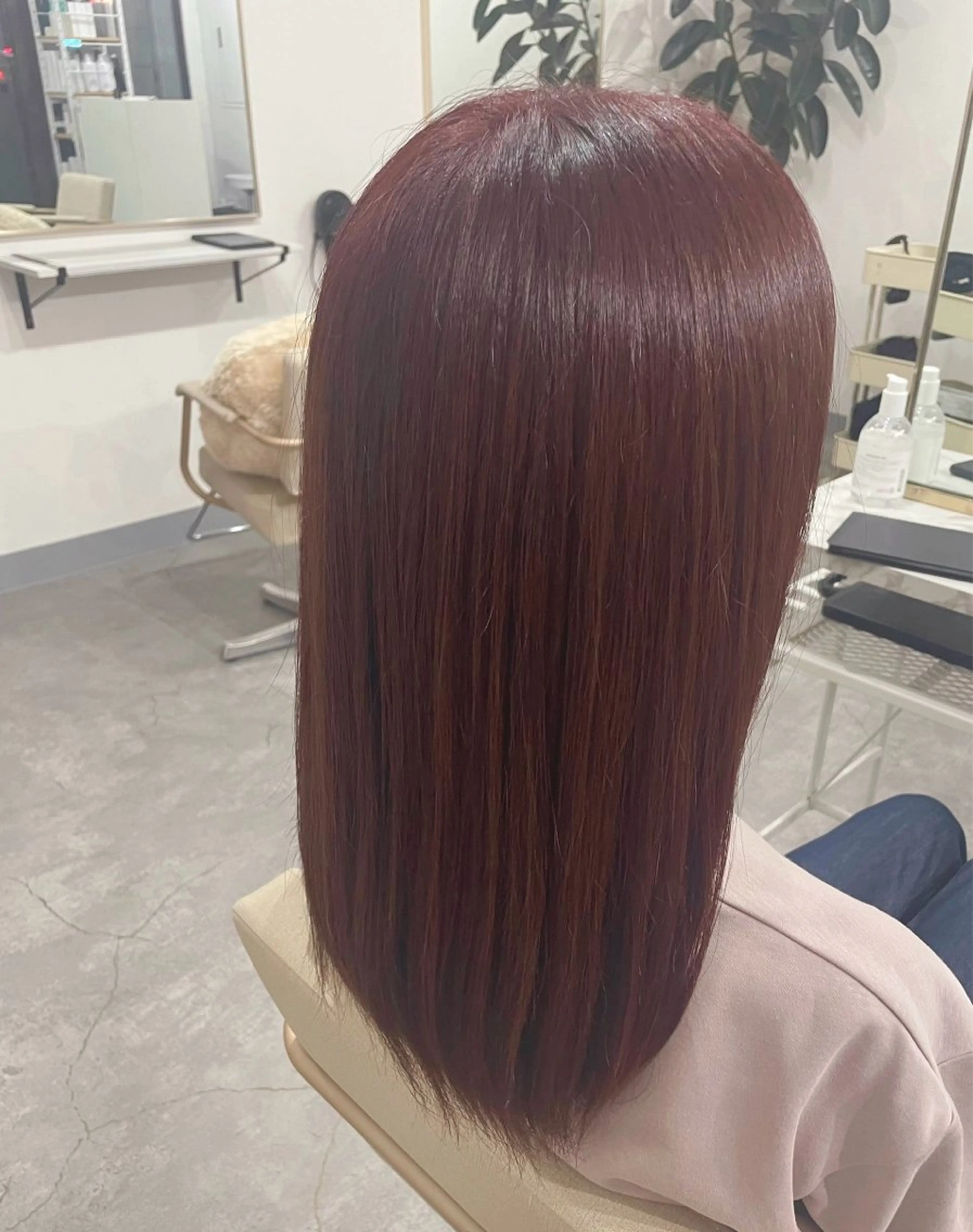 ロング カラー ブリーチ ブリーチなしカラー レッドカラー lil所属・髙橋 百香のヘアスタイル