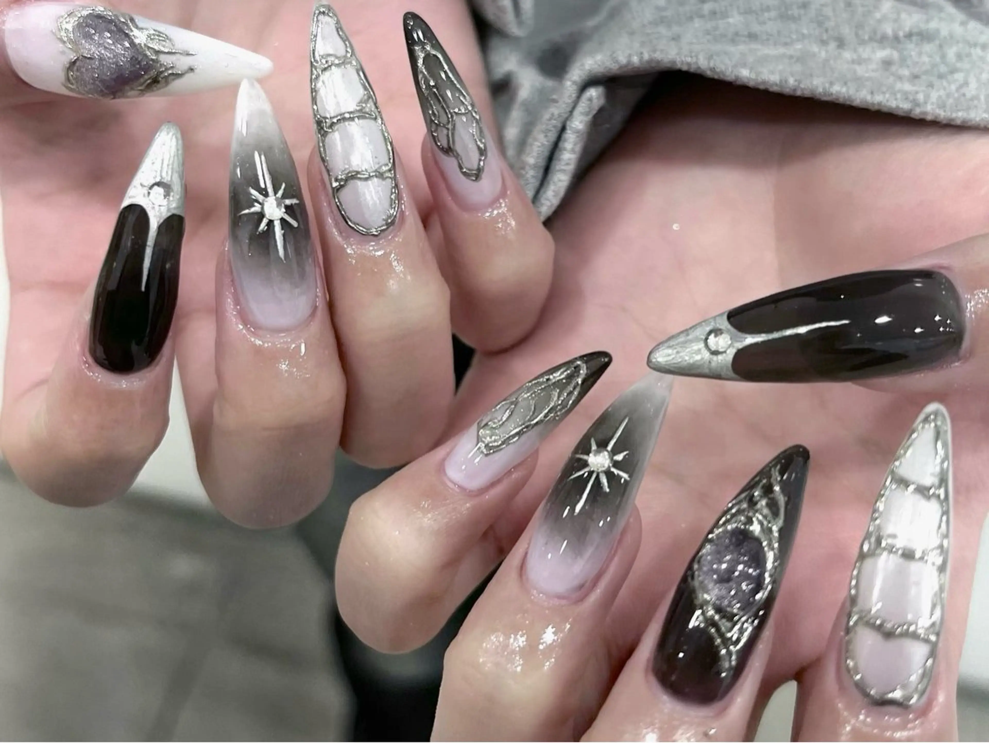 ネイル moca  心斎橋店所属・moca心斎橋店 Aina🐈‍⬛🤍のネイルデザイン