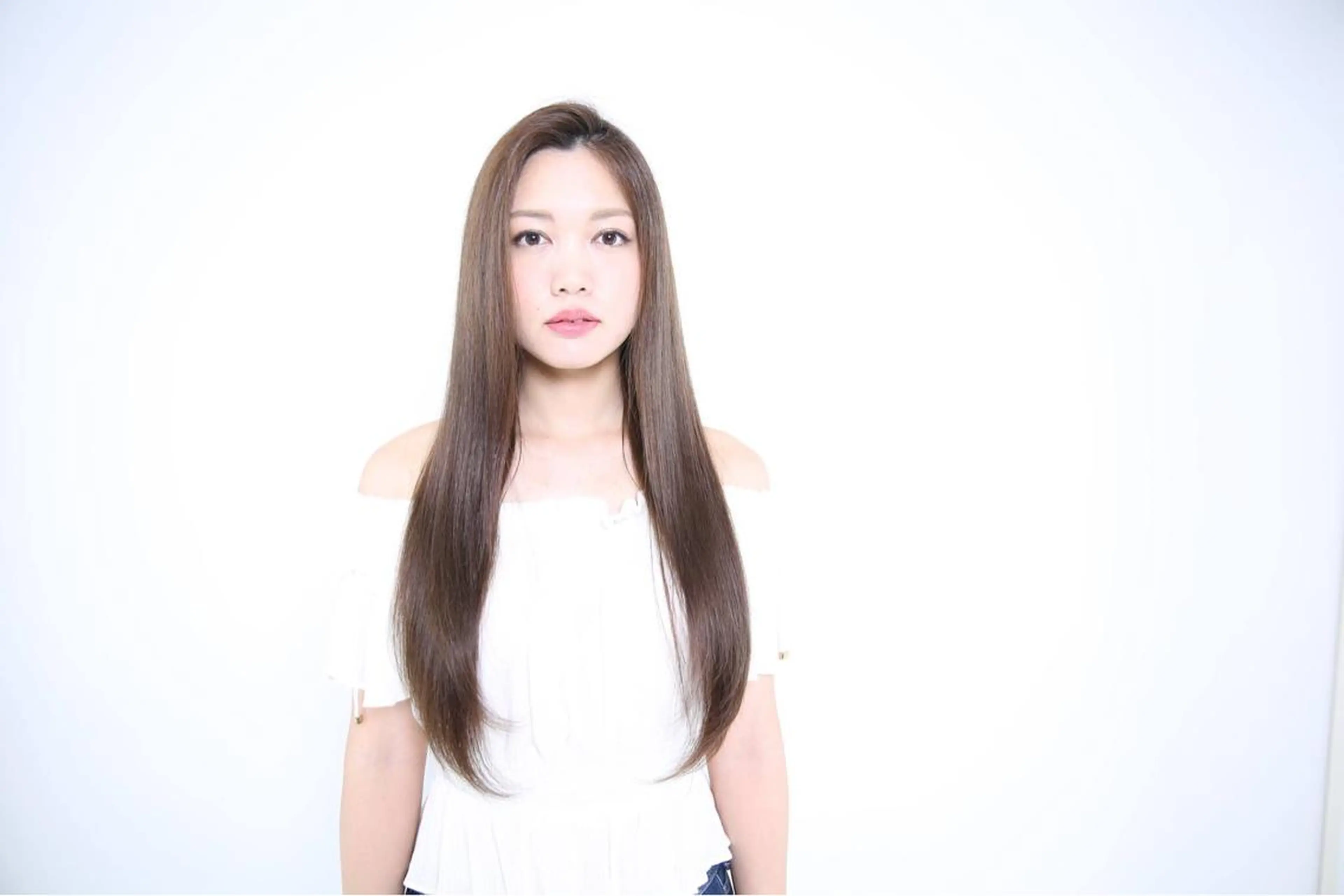 ロング ブリーチなしダブル/ レイヤーカット 小棹のヘアスタイル