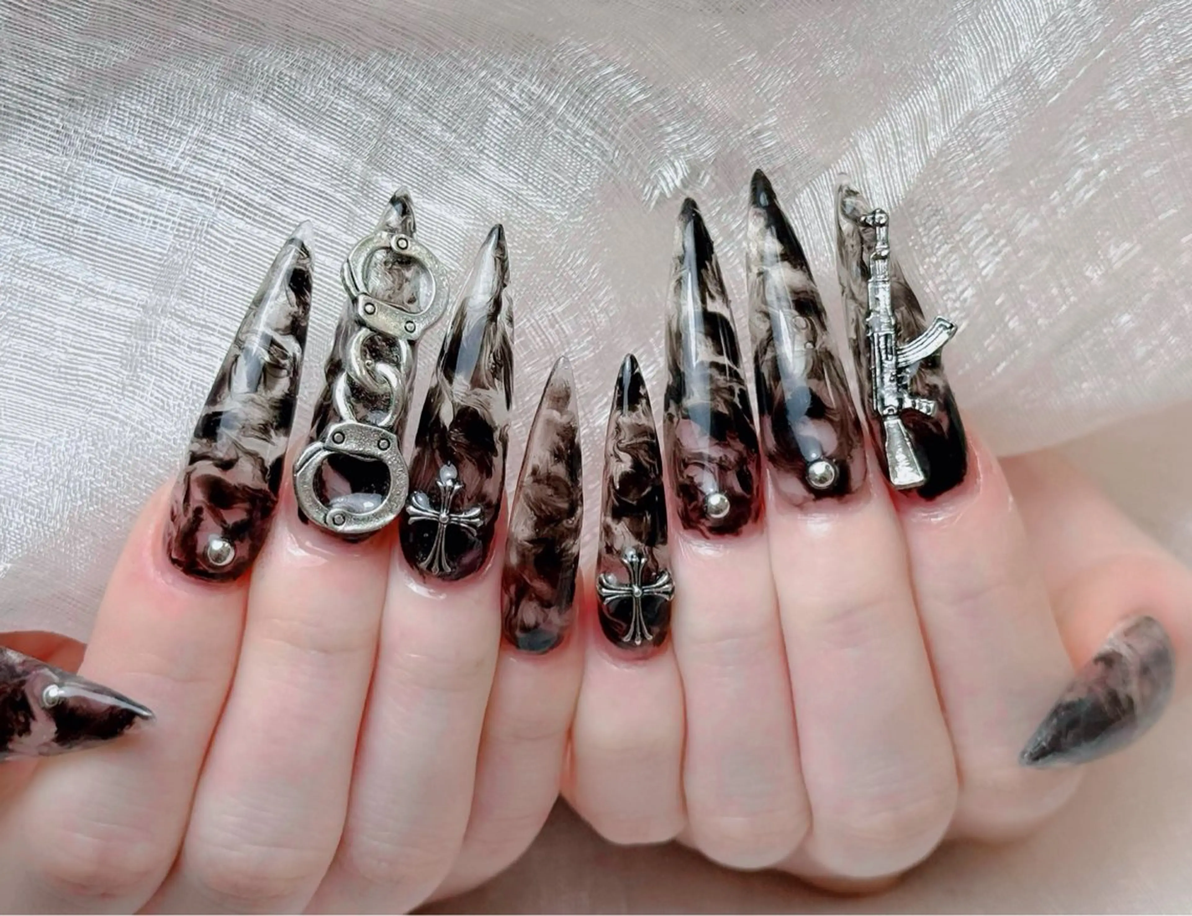 ネイル アートネイル 成人式 ジェルネイル ニュアンスネイル 夏ネイル ハンドネイル Jenn Nail Salonのネイルデザイン