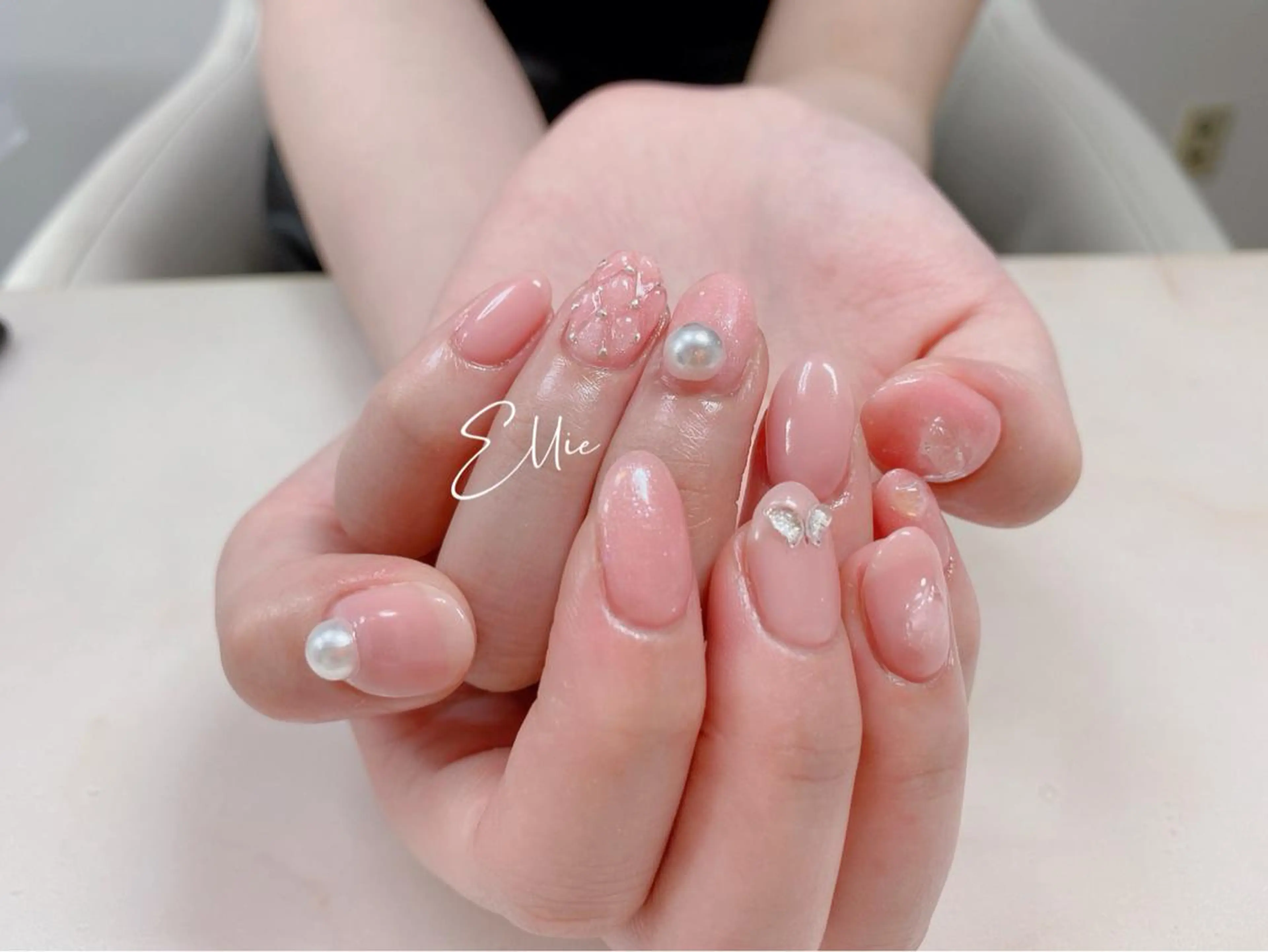 ネイル ハンドネイル ハンドケア ♡Ellie ♡のネイルデザイン