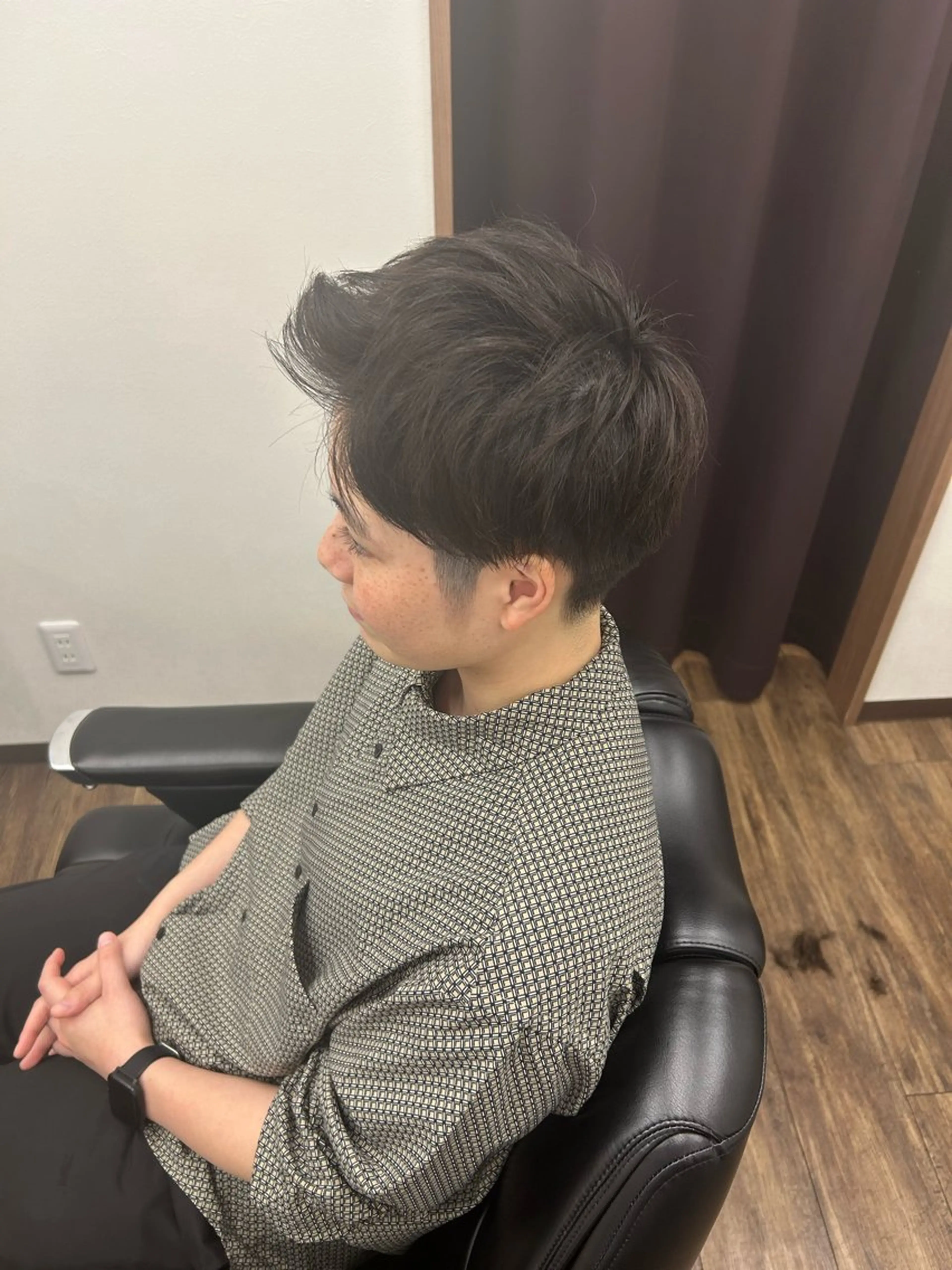 ショート カット DAN BRISE BARBER所属・馬上 拓海のヘアスタイル