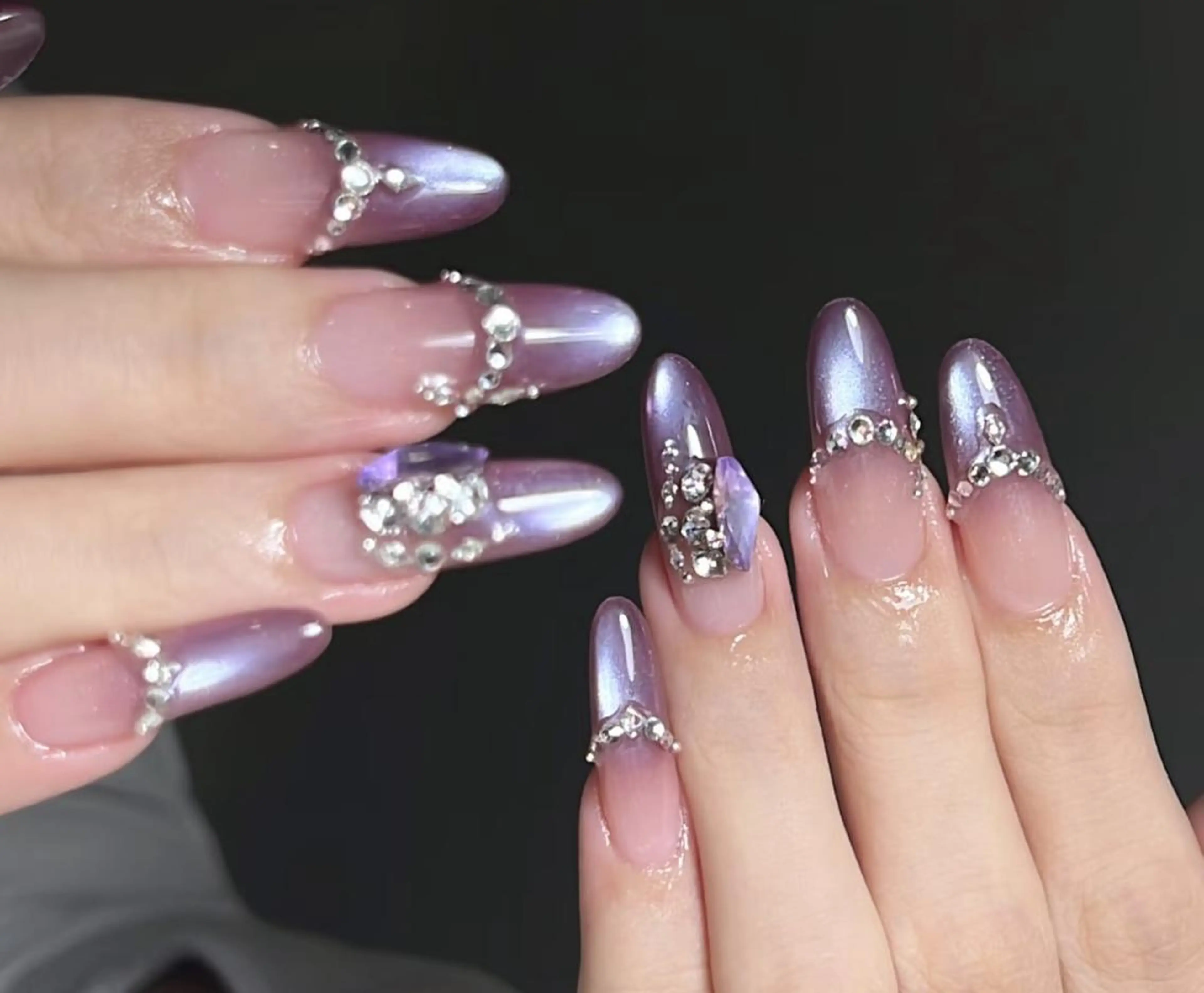 ネイル ハンドネイル 🎀 Ayaka_nailのネイルデザイン