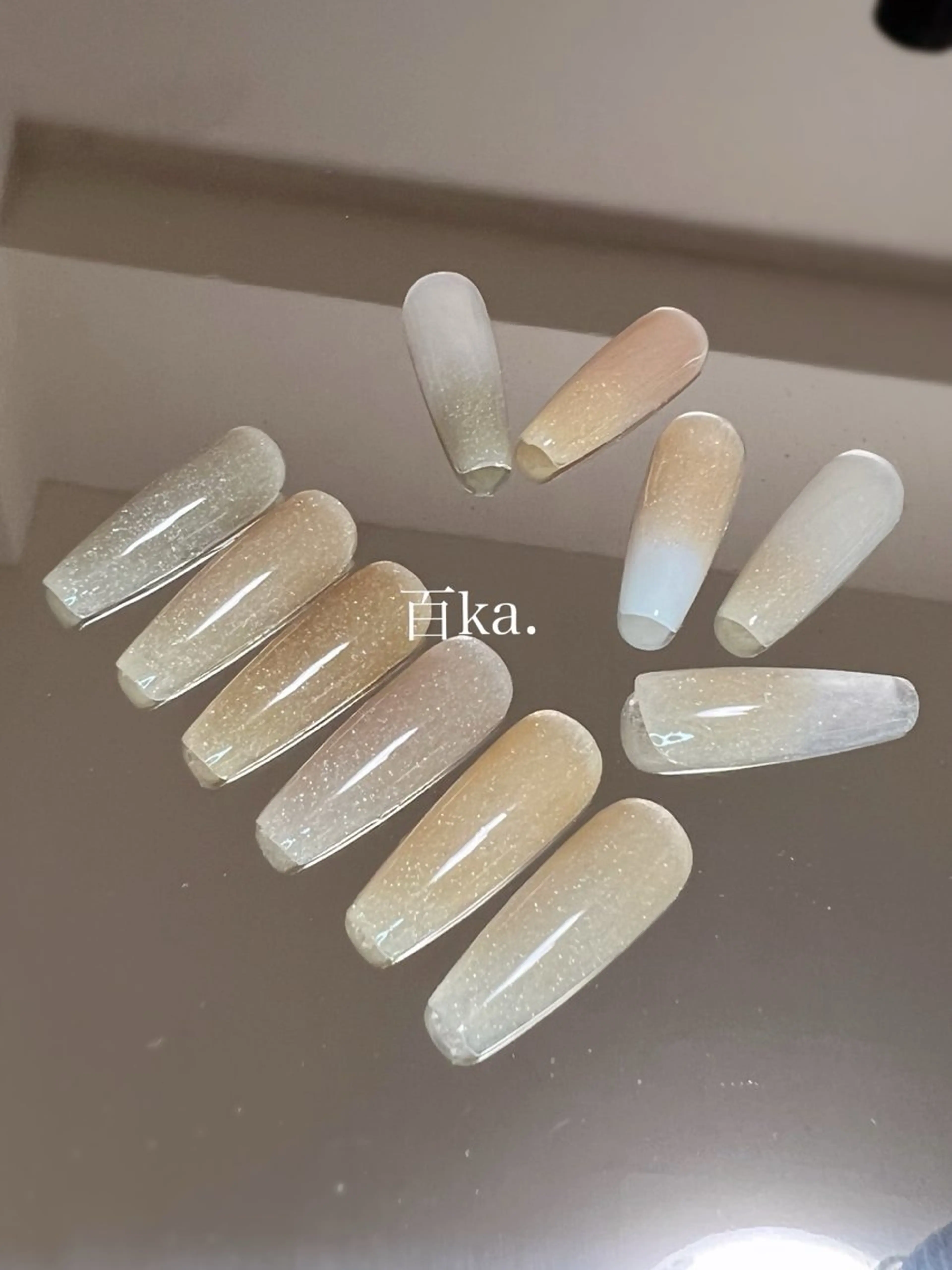 ネイル フラッシュネイル ジェルネイル キラキラネイル ラメ(グリッター) スカルプネイル ネイルサロン Venusのネイルデザイン