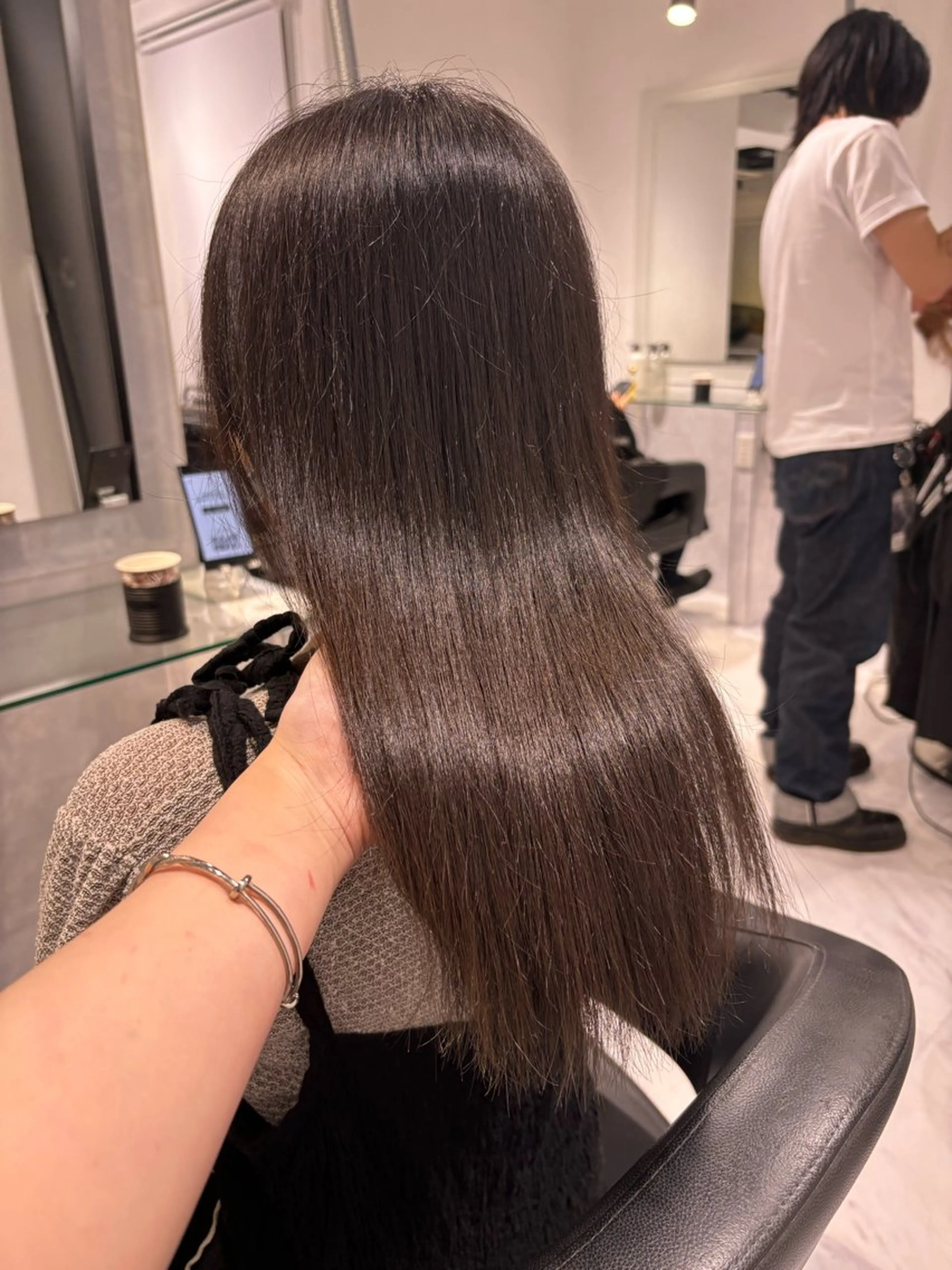 ミディアム カラー 表参道♡暗髪^ྀི 艶カラー♡アユミのヘアスタイル