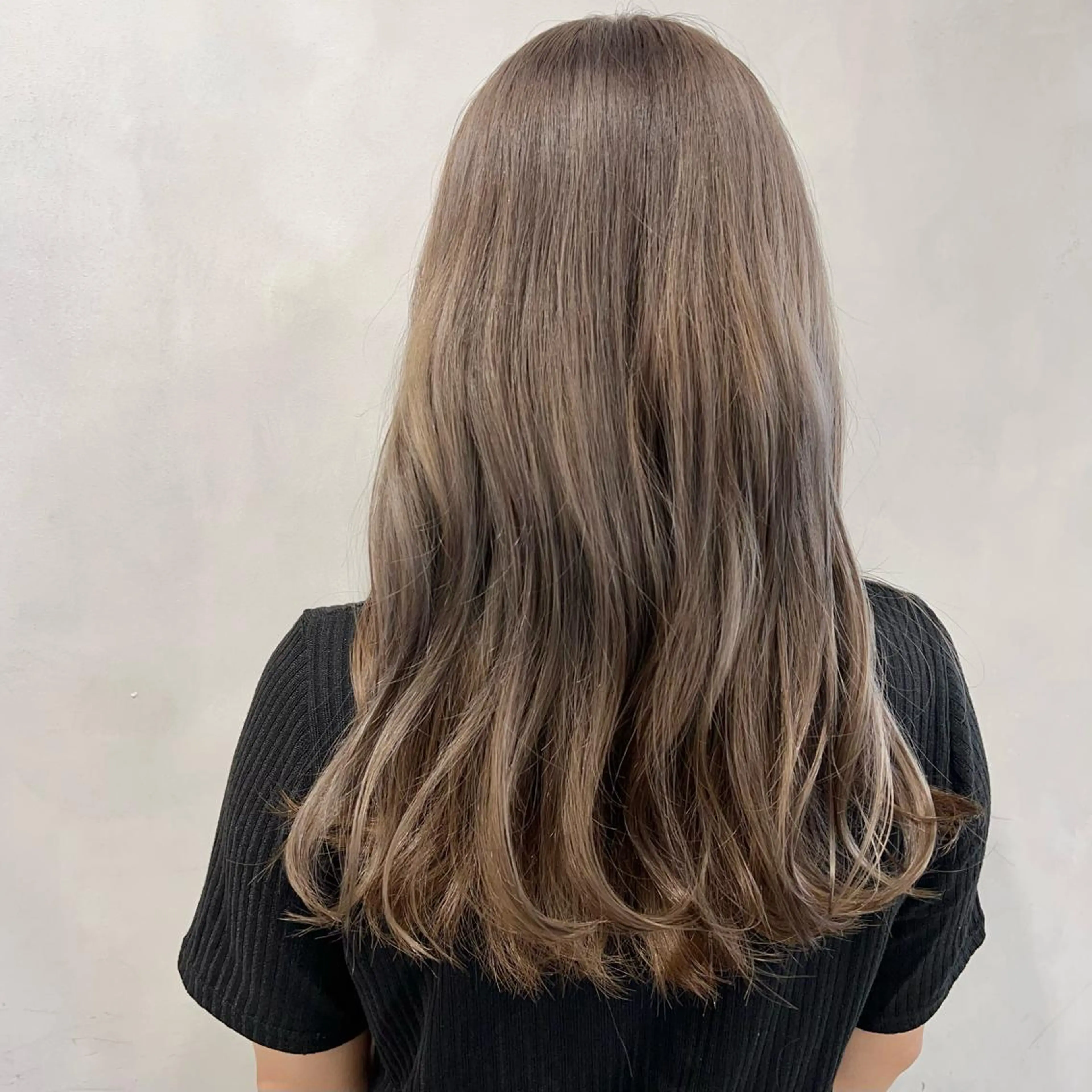 ロング カラー 🤍髪質改善➕透明感 カラー🤍川上葵のヘアスタイル