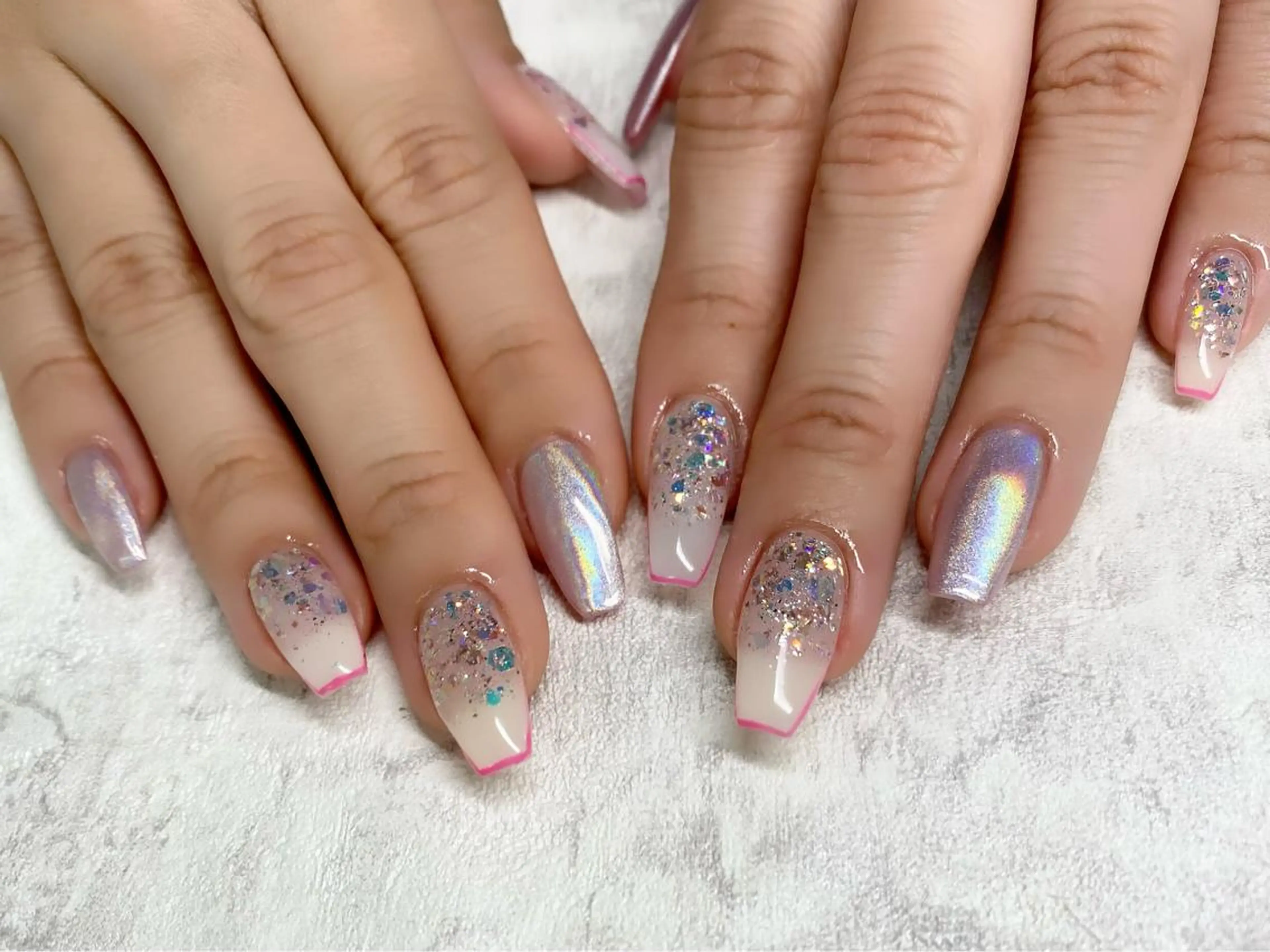 ネイル le’a レアのマツエク・マツパデザイン