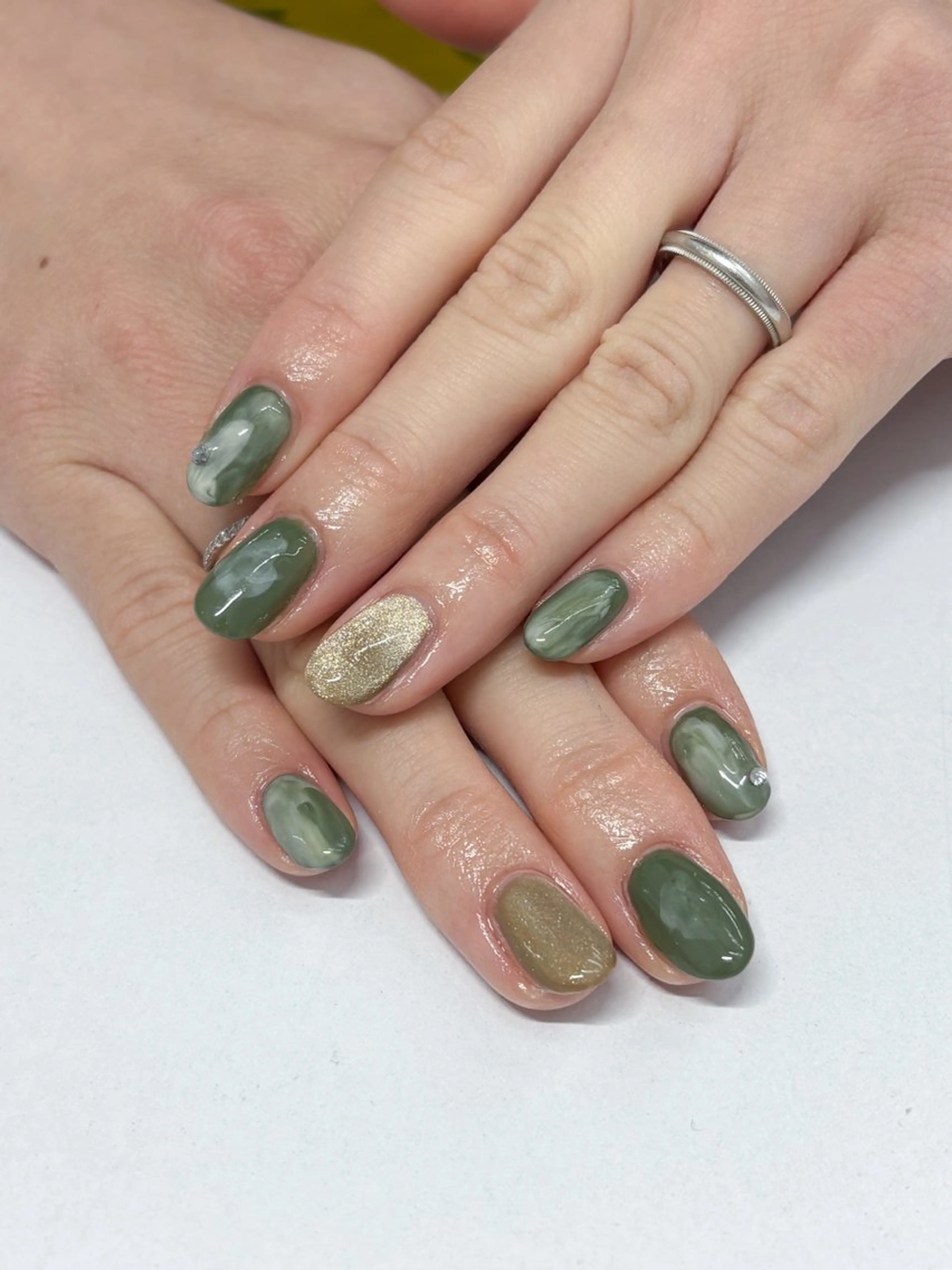 ネイル ニュアンスネイル ハンドネイル moeko nailのネイルデザイン