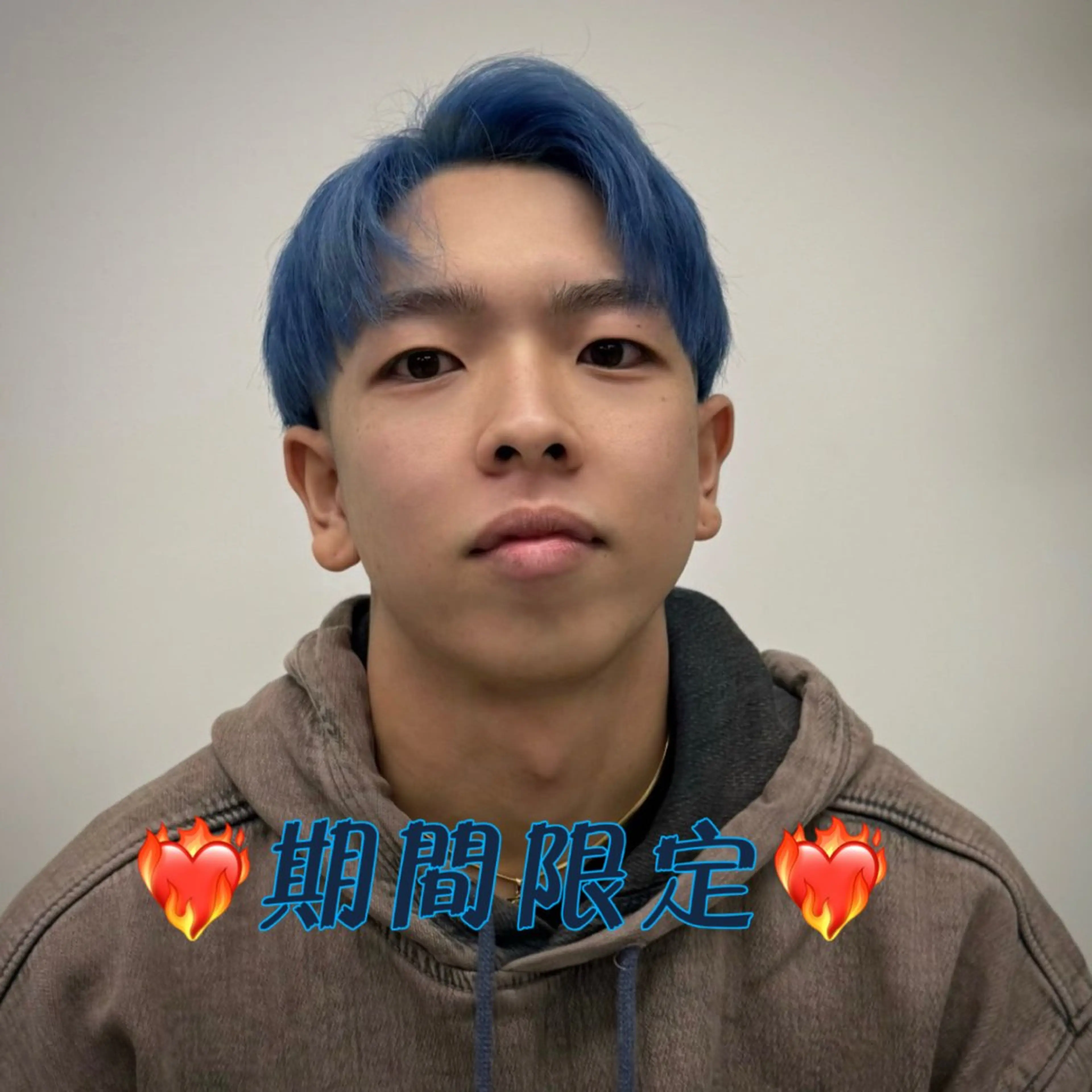 【12月29日迄新規限定🉐】【ケアブリーチ付】🎄カット+ ケアブリーチWカラー+Aujua 4stトリートメントの写真