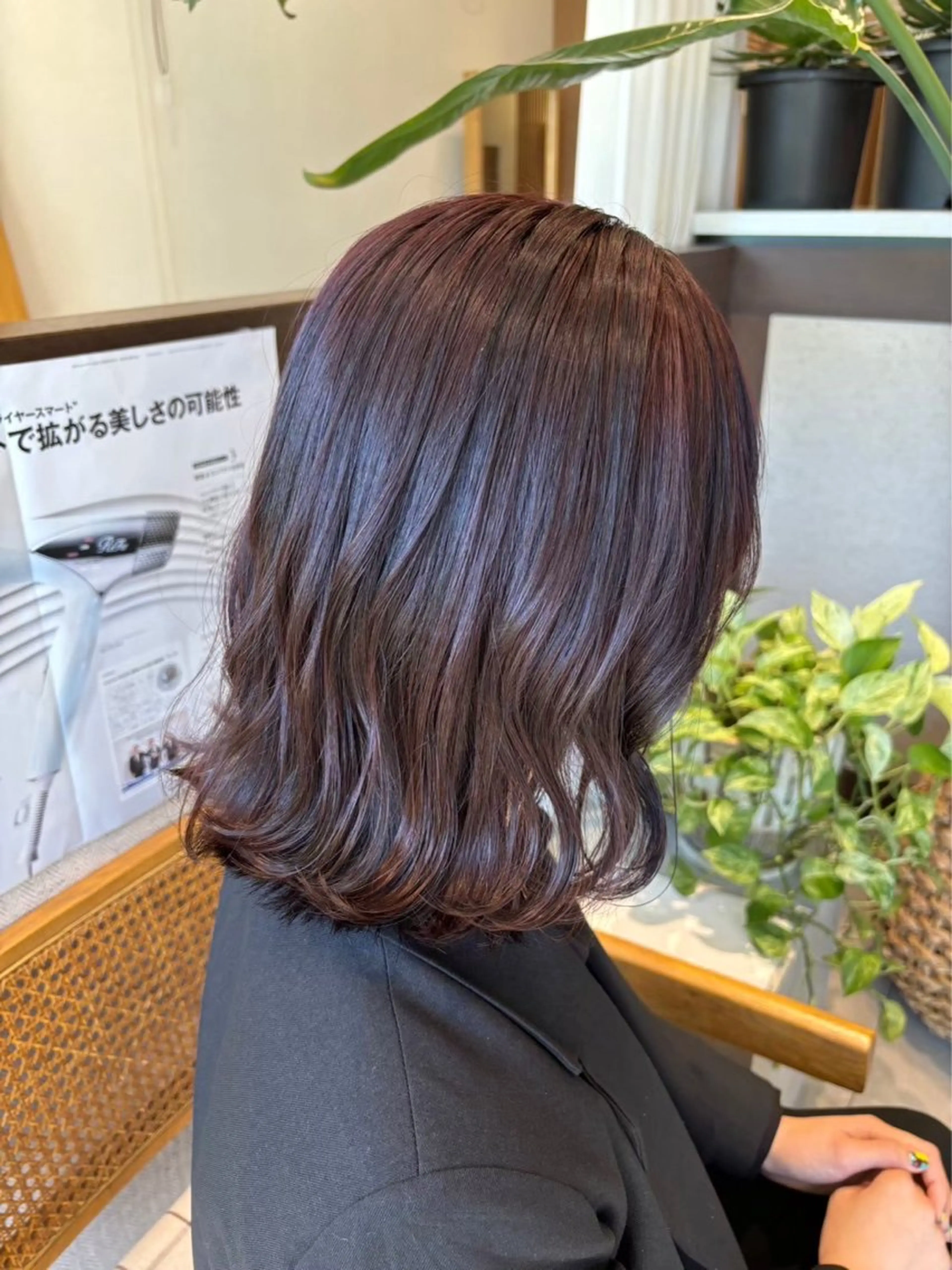 セミロング カット ヘアカラー RICHAIR 長嶺旬佑のヘアスタイル