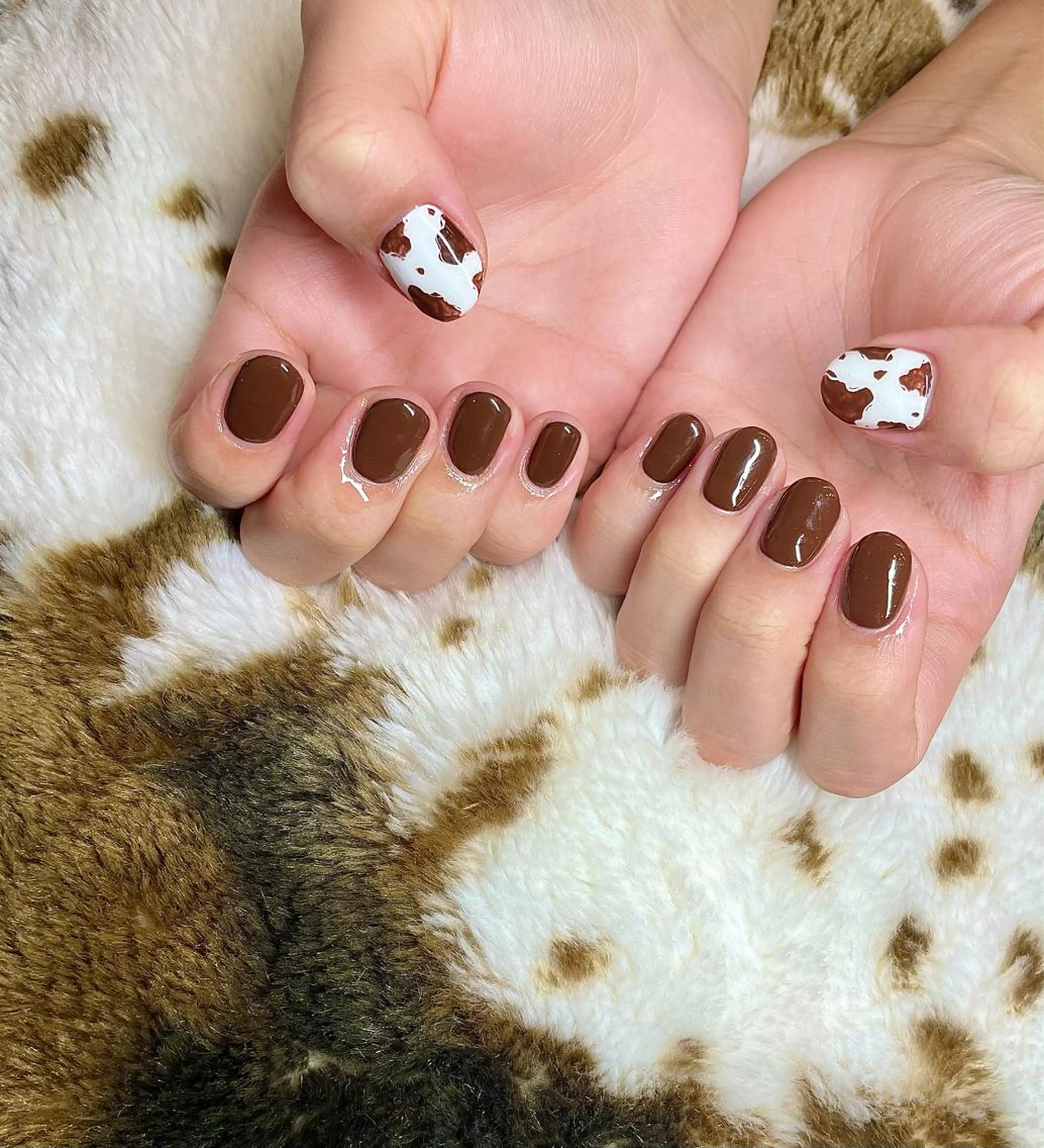 ショート カラー パーマ ヘアアレンジ メンズ キッズ ネイル マツエク・マツパ ブラウンカラー カラーマツエク ブラウン ハンドネイル ハンドケア nail&eye Aoのマツエク・マツパデザイン