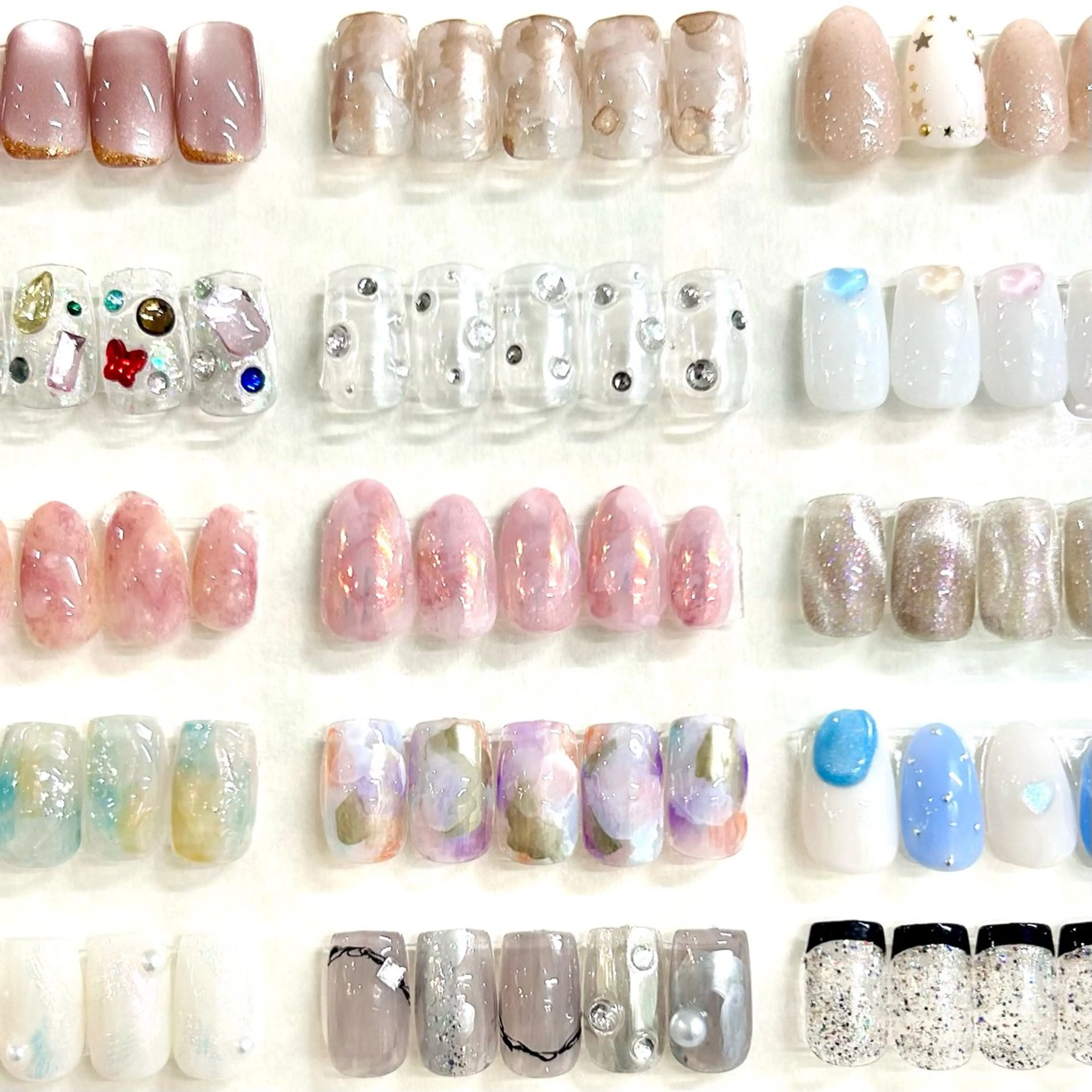 ネイル ニュアンスネイル muum_nail 新宿2分 三丁目1分のネイルデザイン