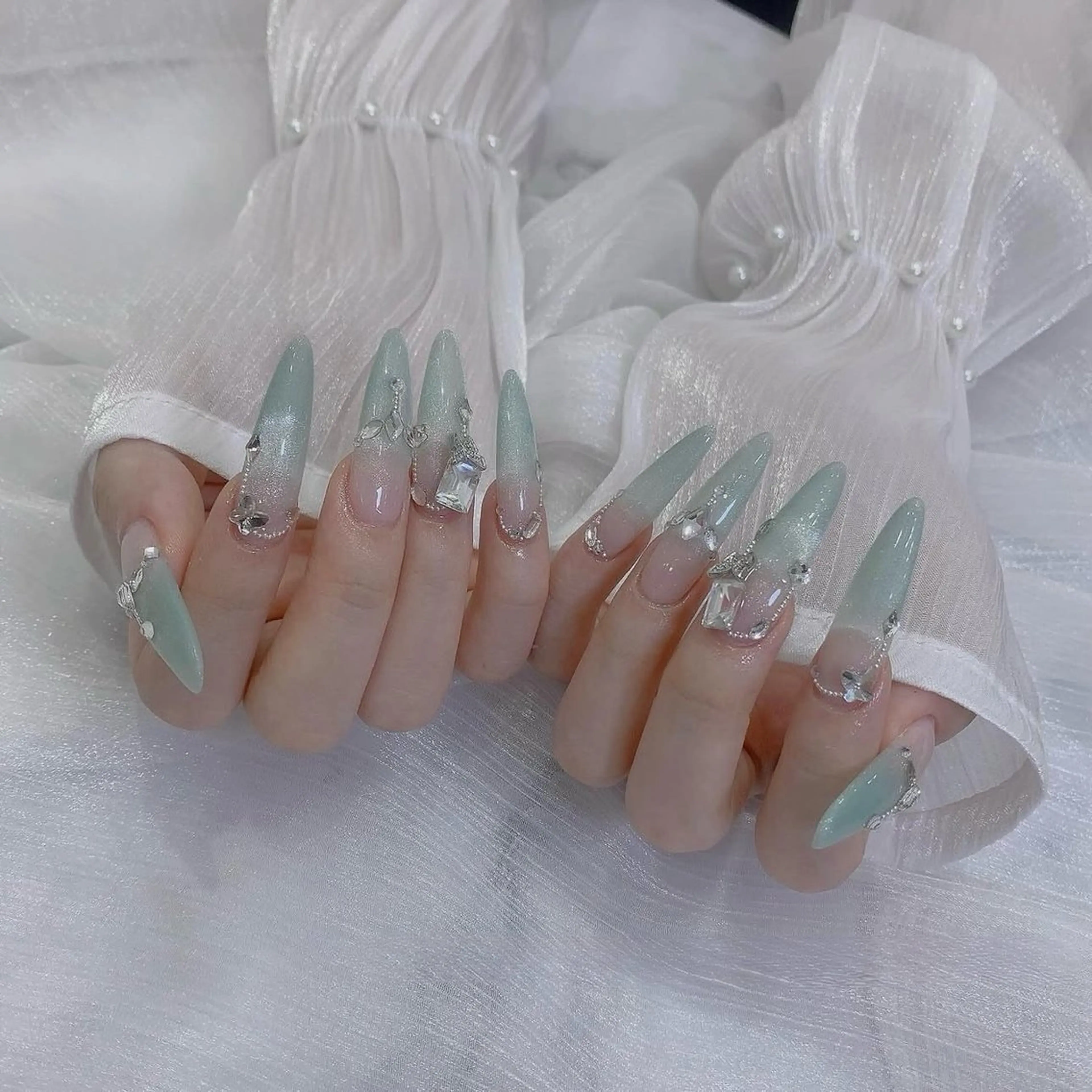 ネイル ハンドネイル NAILS168 新大久保店のネイルデザイン