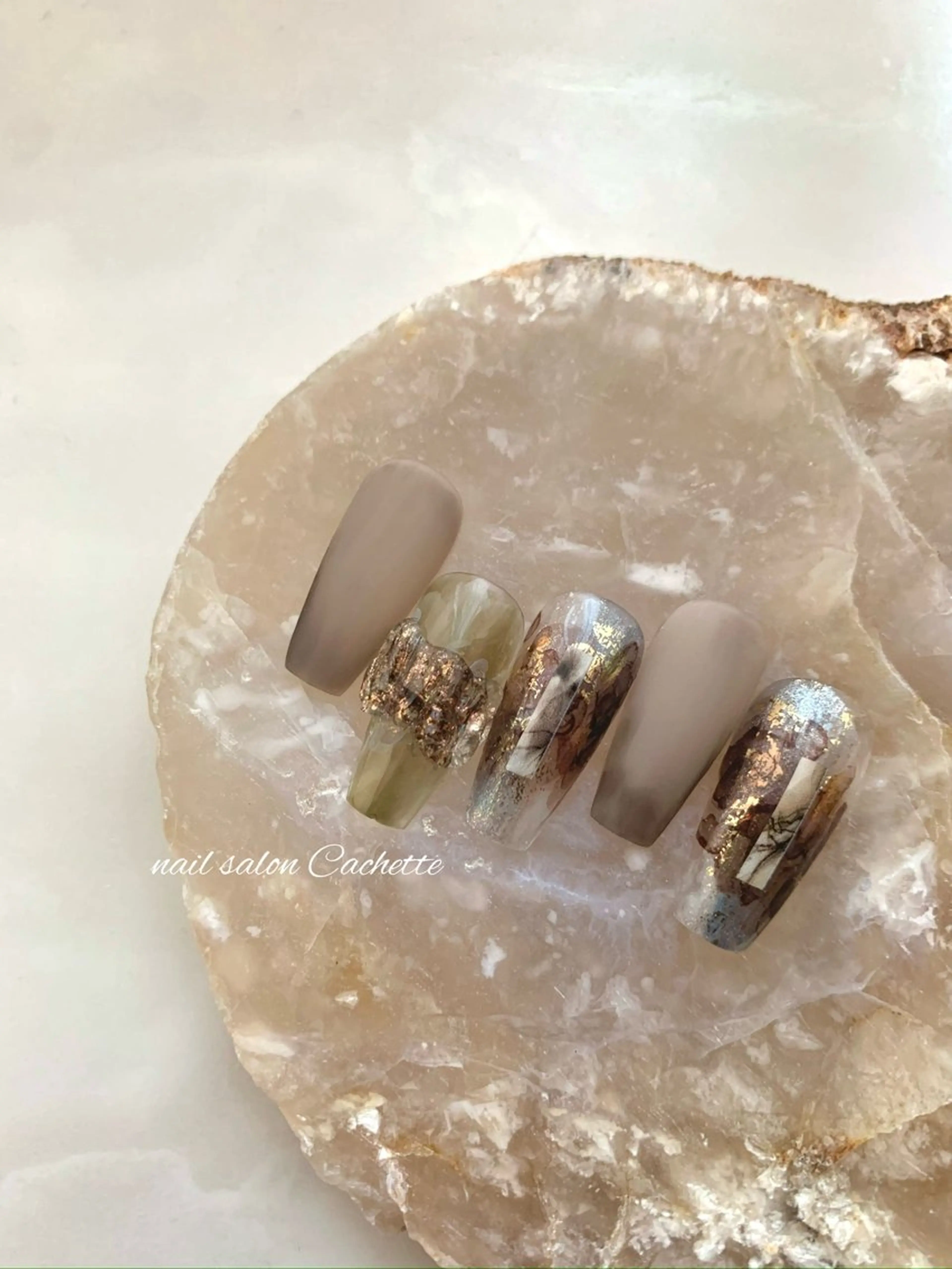 ネイル ✧Cachette✧ YUKARIのネイルデザイン