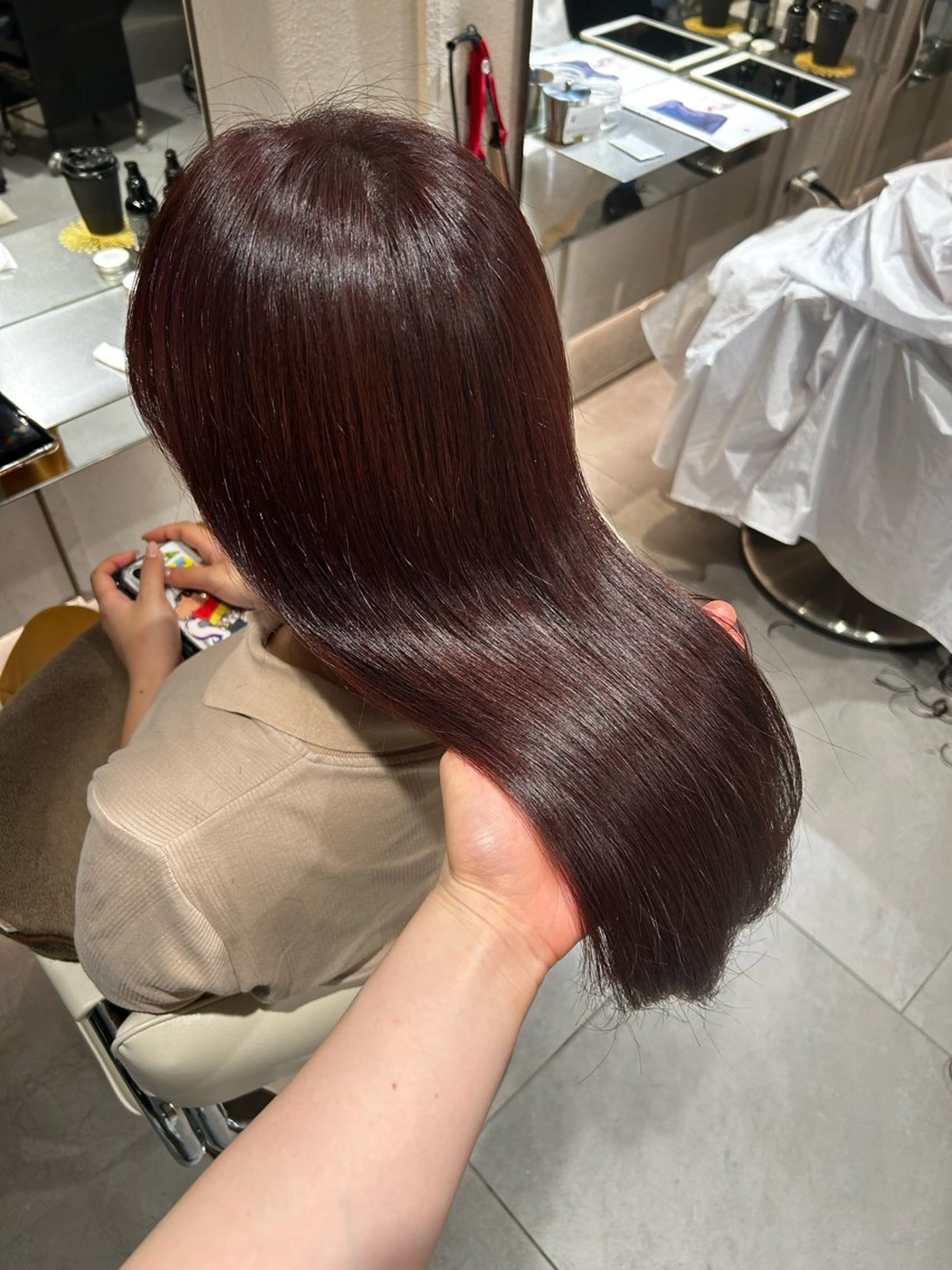 ロング カラー レッドカラー モデル様募集中 🌸いちか🌸のヘアスタイル