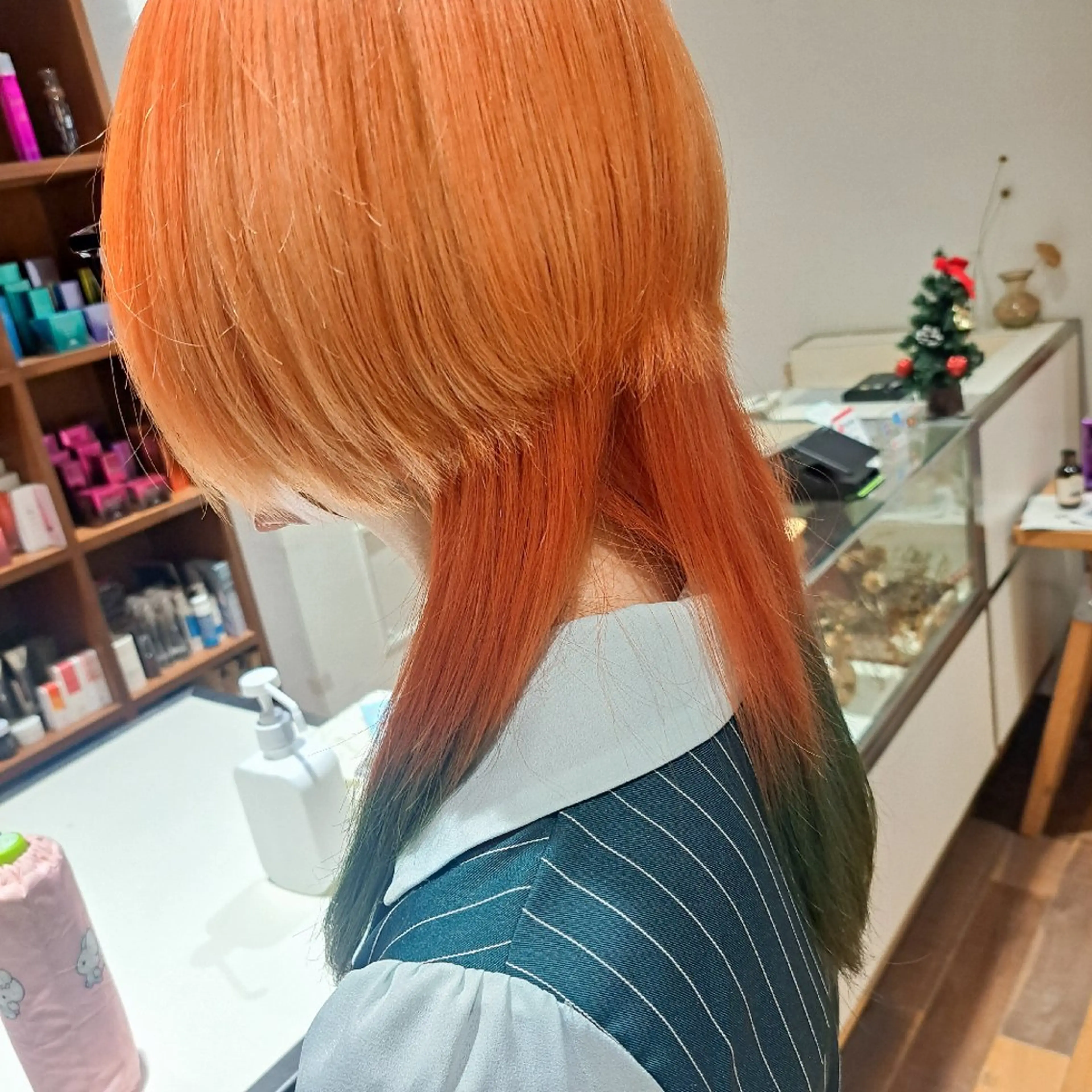 カラー   なあにのヘアスタイル