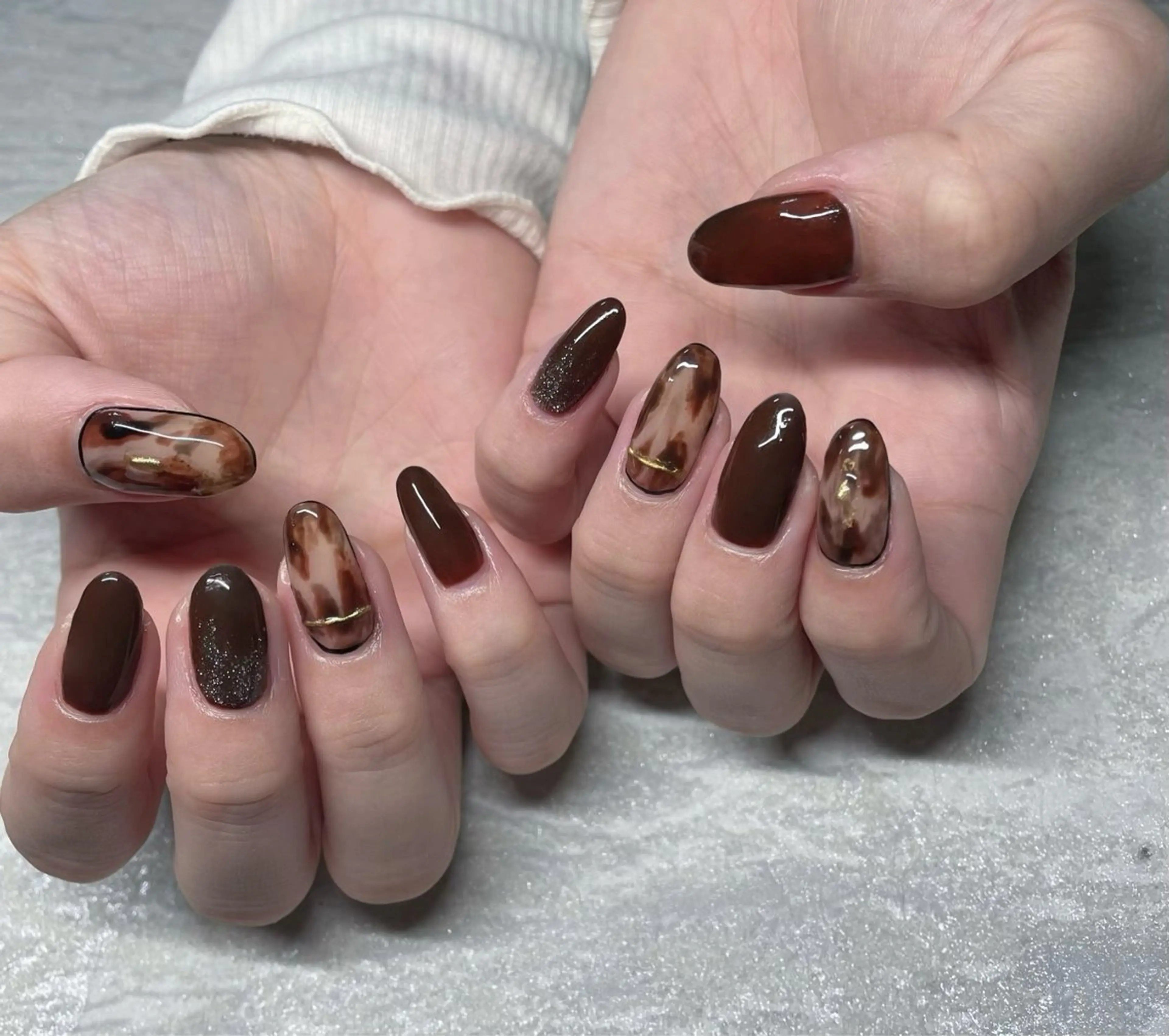 ネイル べっ甲ネイル 持ち込み Nail Salon Luno所属・Luno ルノ ⌇ササのネイルデザイン